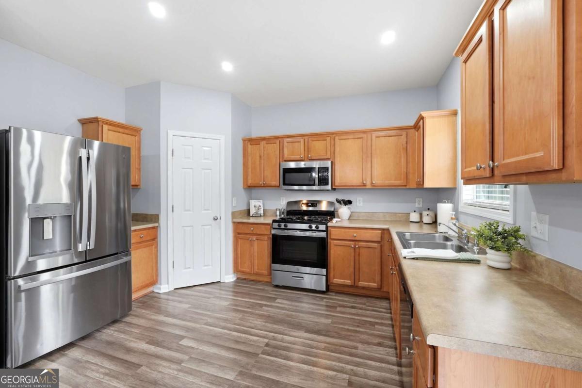 2059 Lakeshore Overlook Drive NW Kennesaw GA 30152
