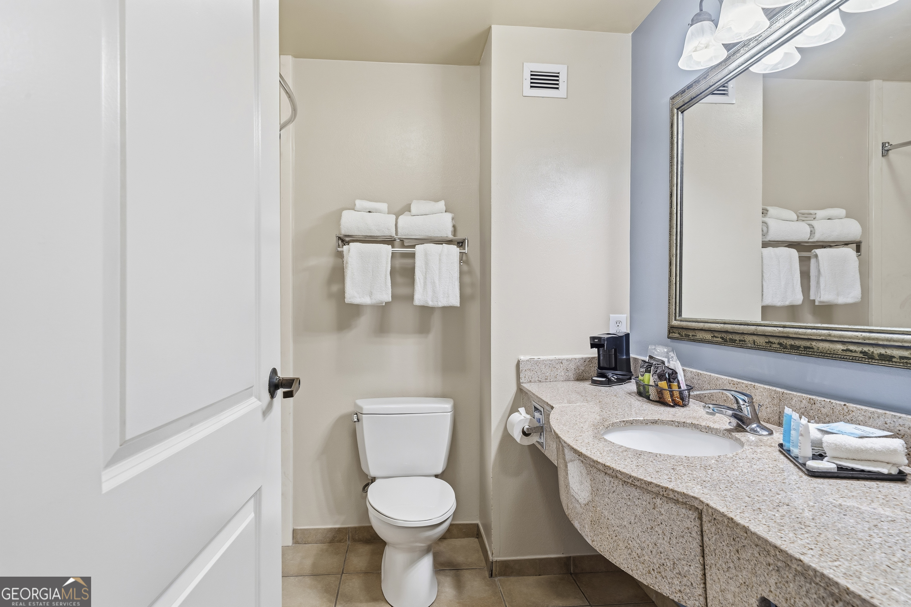 930 Unit 106 Lake Oconee Parkway Eatonton GA 31024
