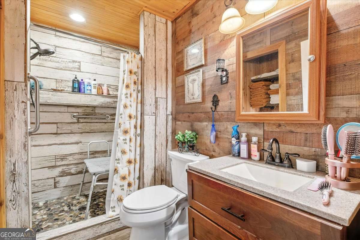 241 Riverbend Drive Plainville GA 30733