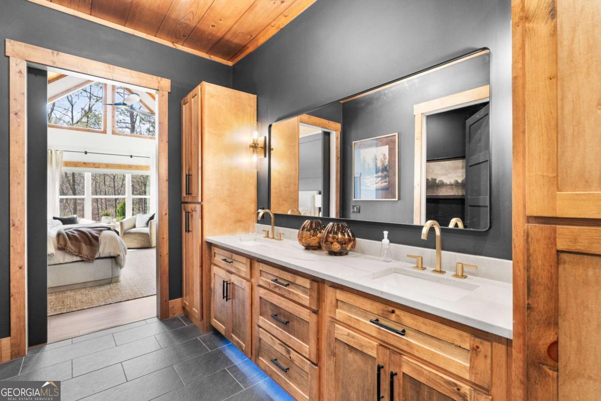 1420 Henry Evans Road Ellijay GA 30540