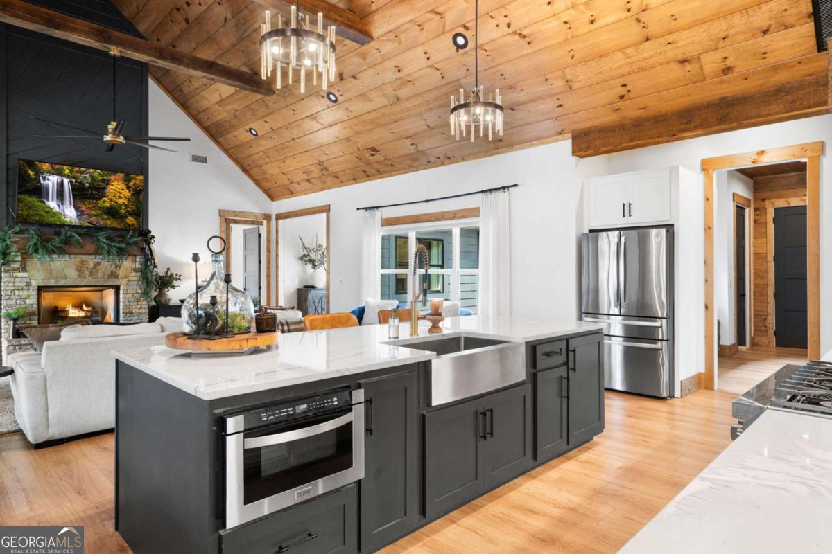 1420 Henry Evans Road Ellijay GA 30540