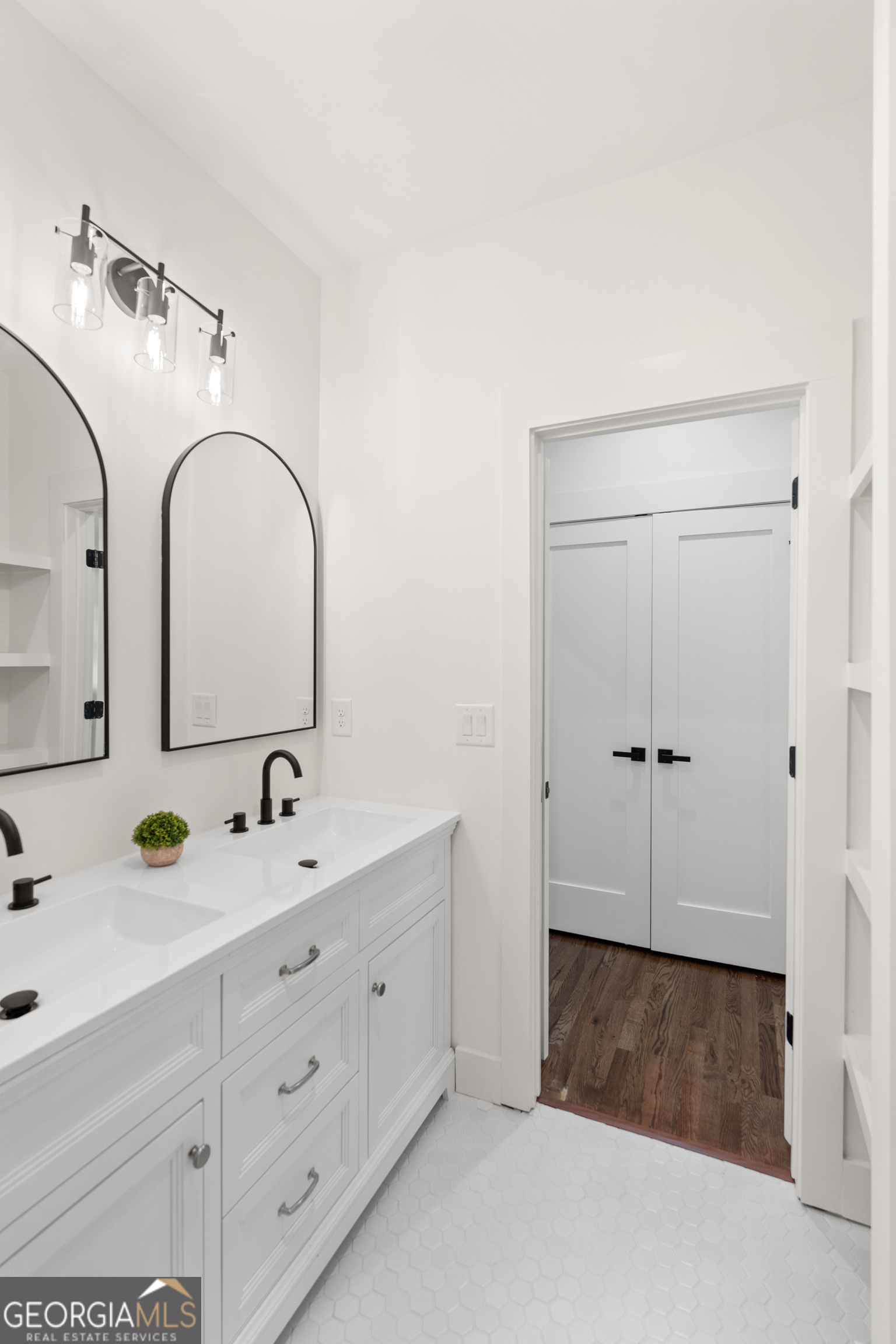 25 Candler Road SE Atlanta GA 30317