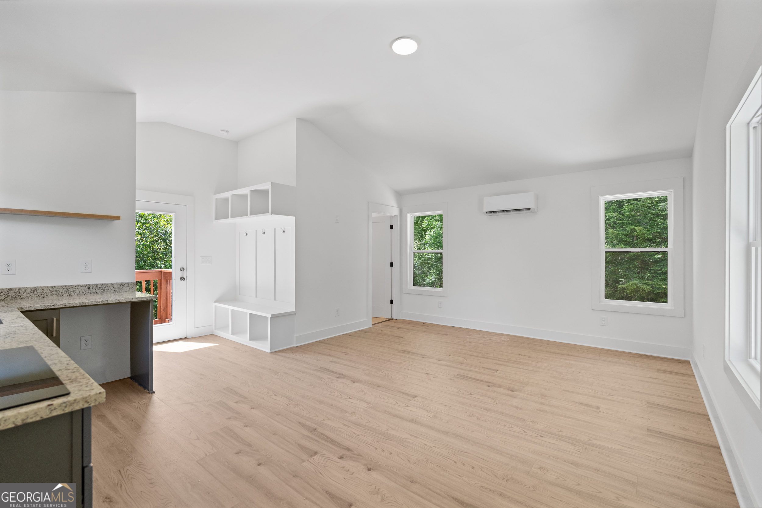 25 Candler Road SE Atlanta GA 30317