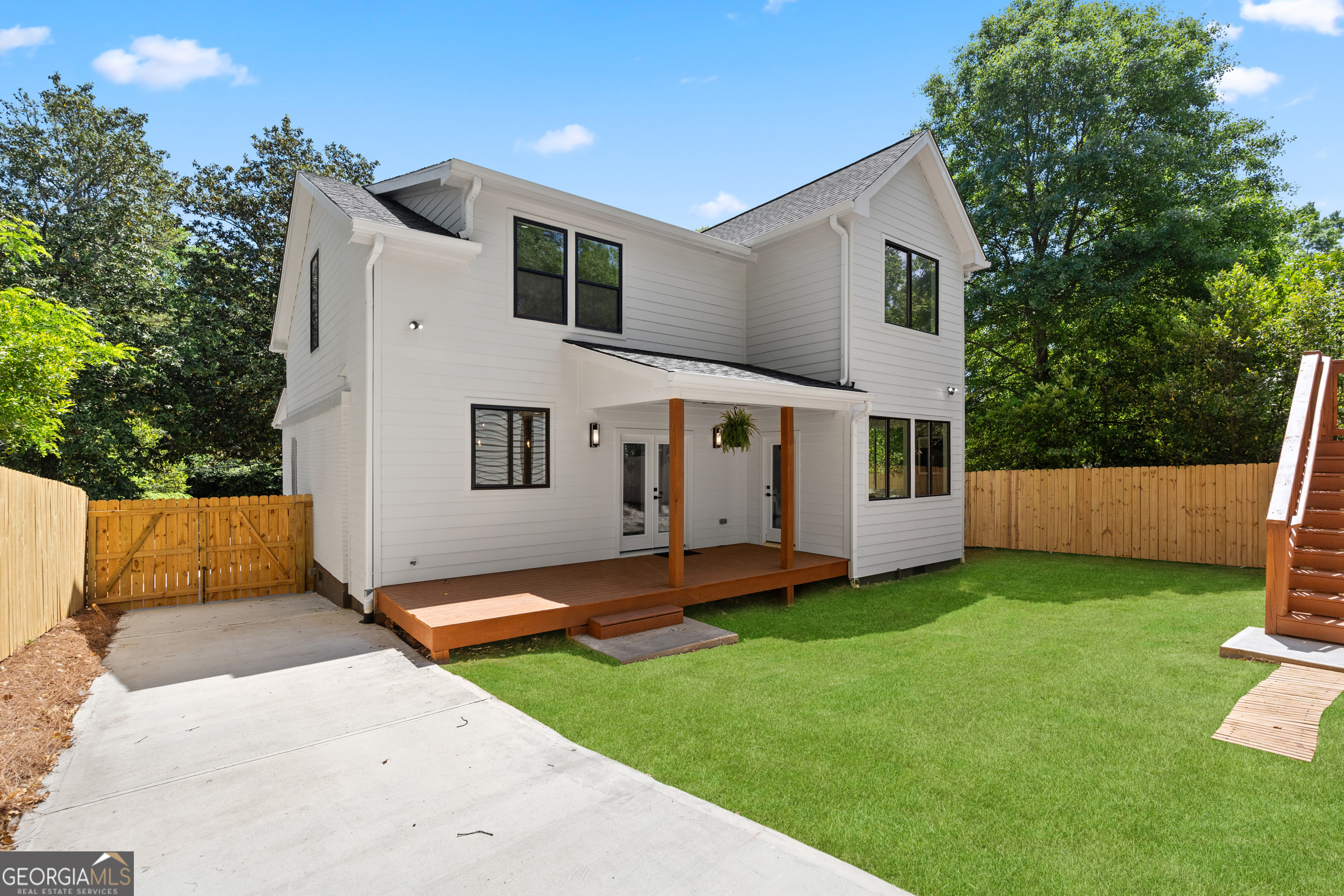 25 Candler Road SE Atlanta GA 30317