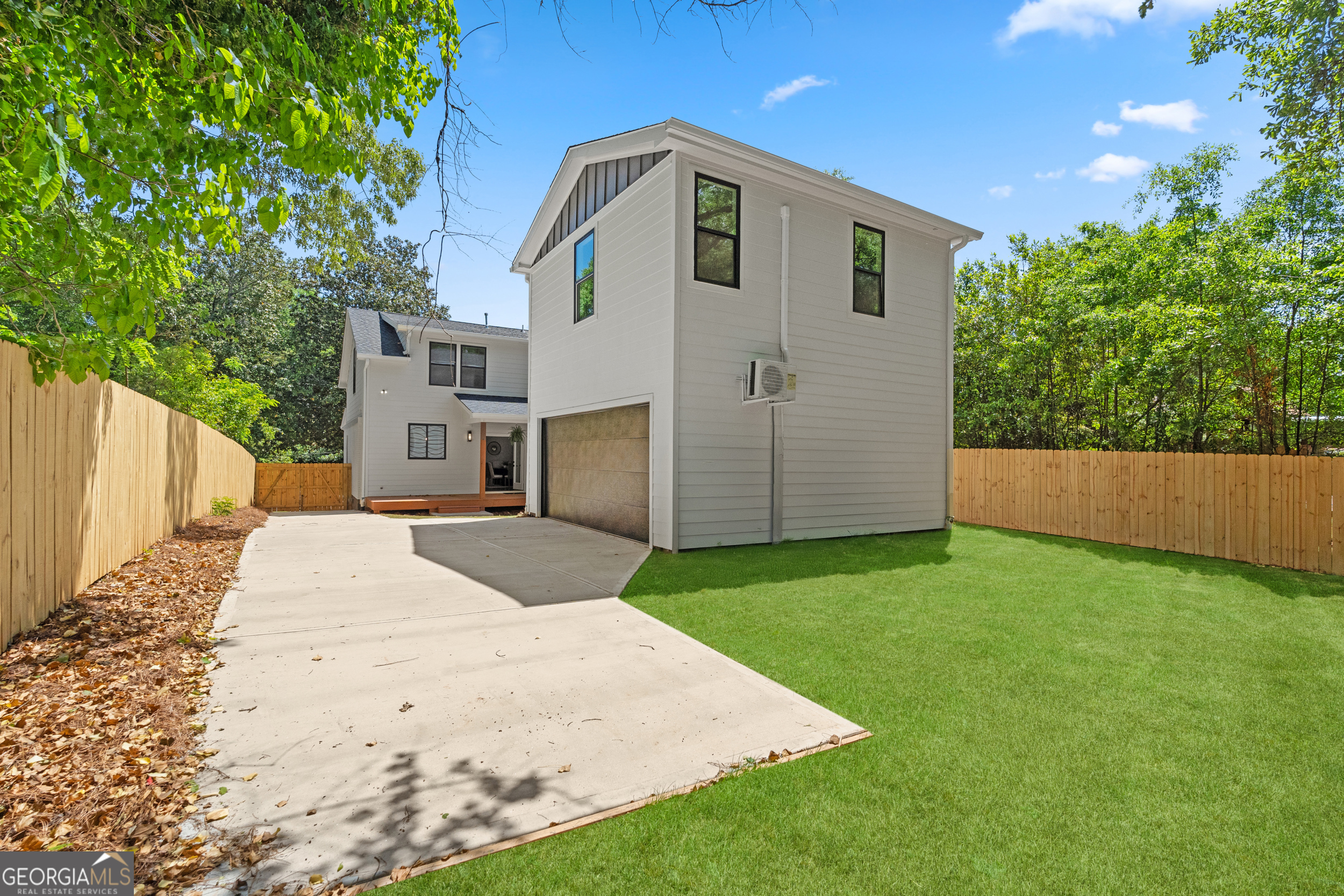 25 Candler Road SE Atlanta GA 30317