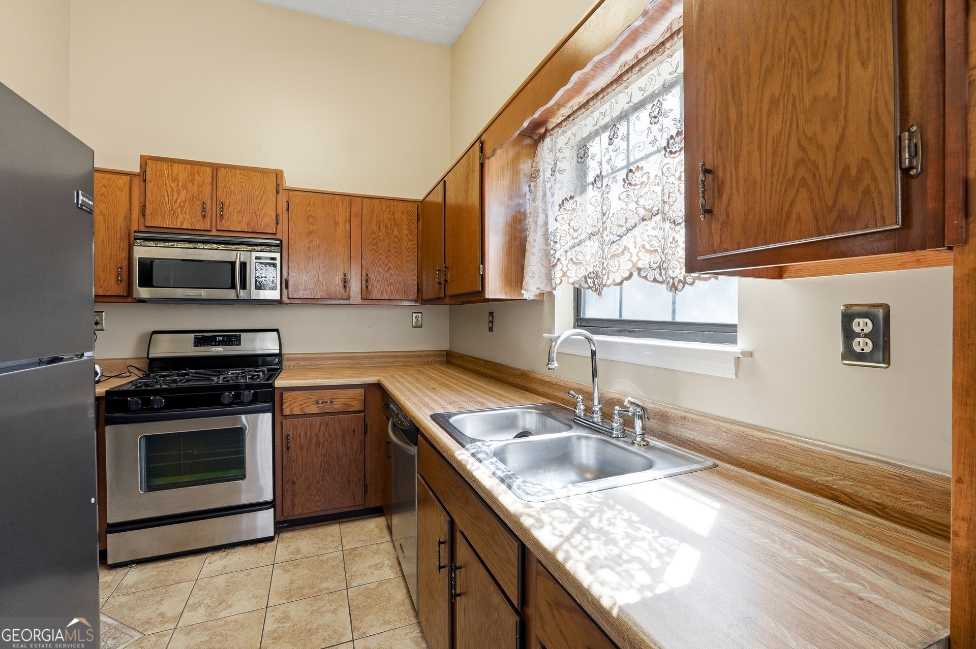 2211 Jonathan Avenue Lithonia GA 30058