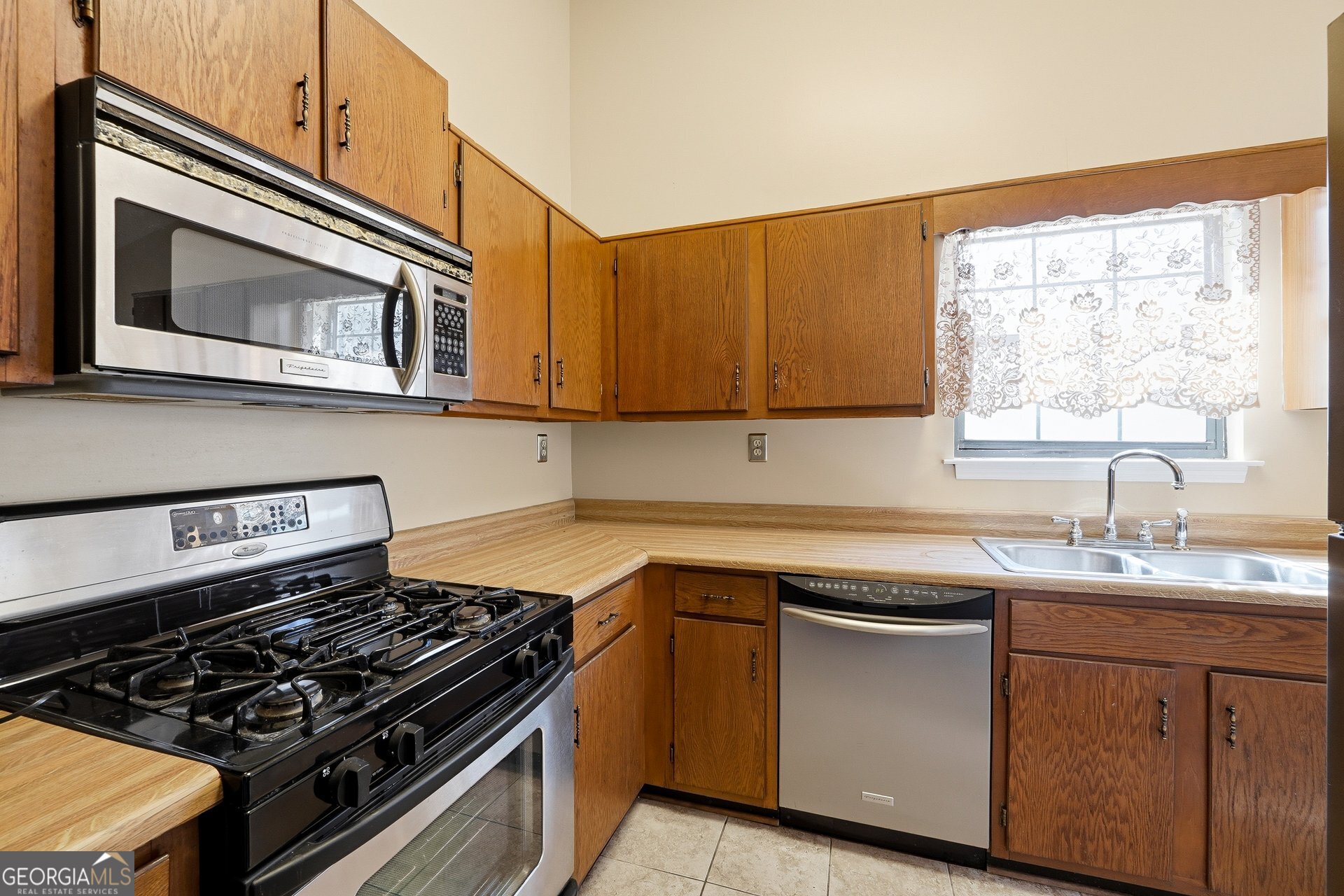 2211 Jonathan Avenue Lithonia GA 30058