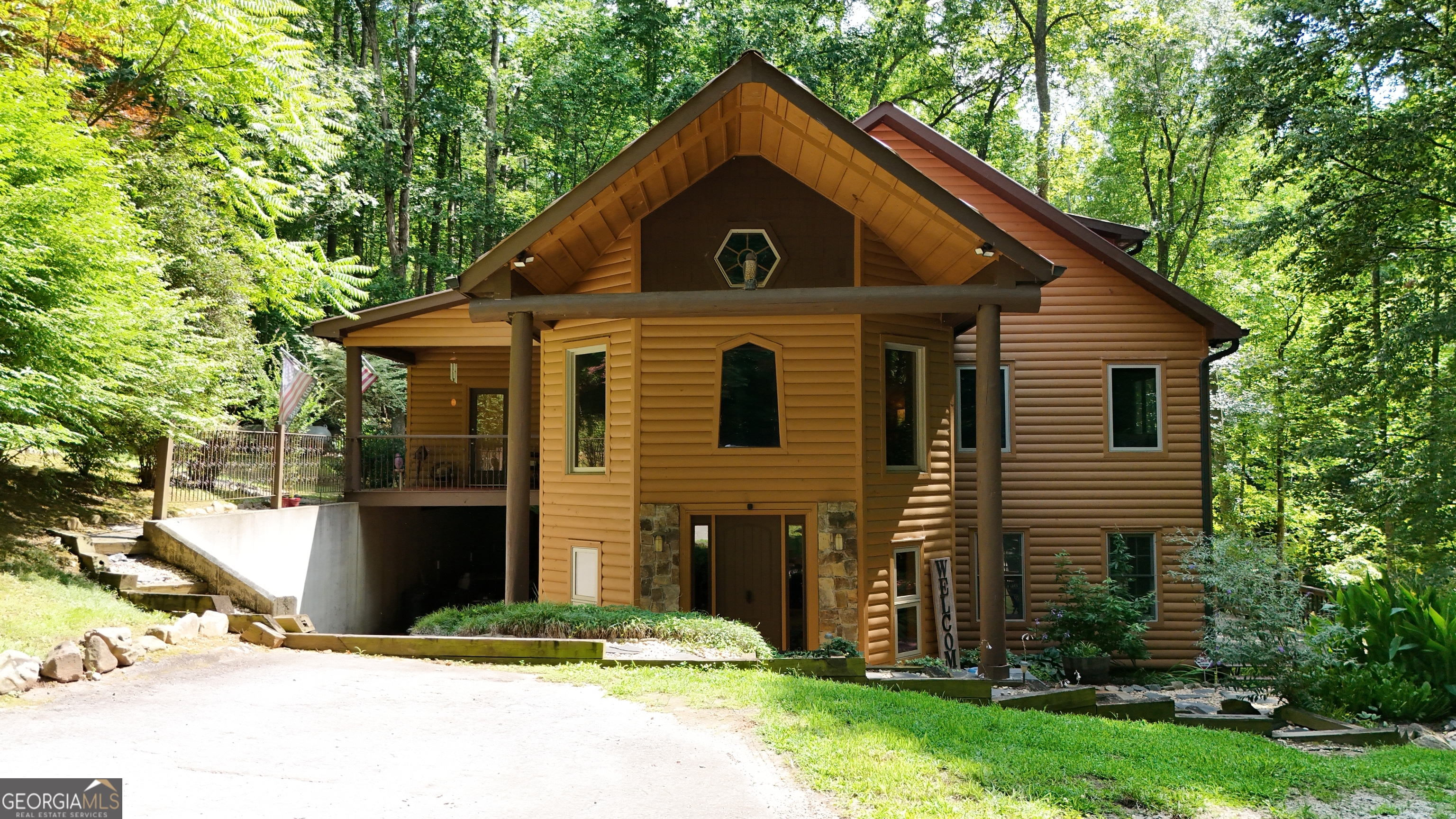 187 Still Water Way Demorest GA 30535
