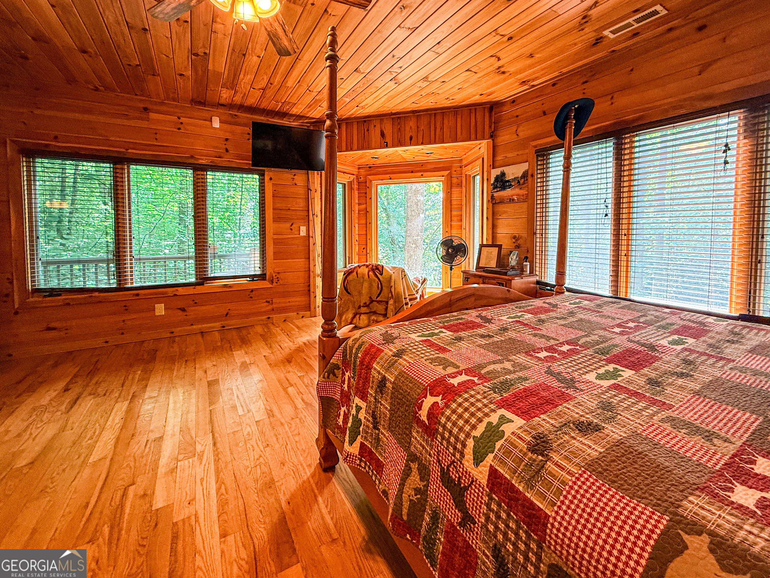 187 Still Water Way Demorest GA 30535