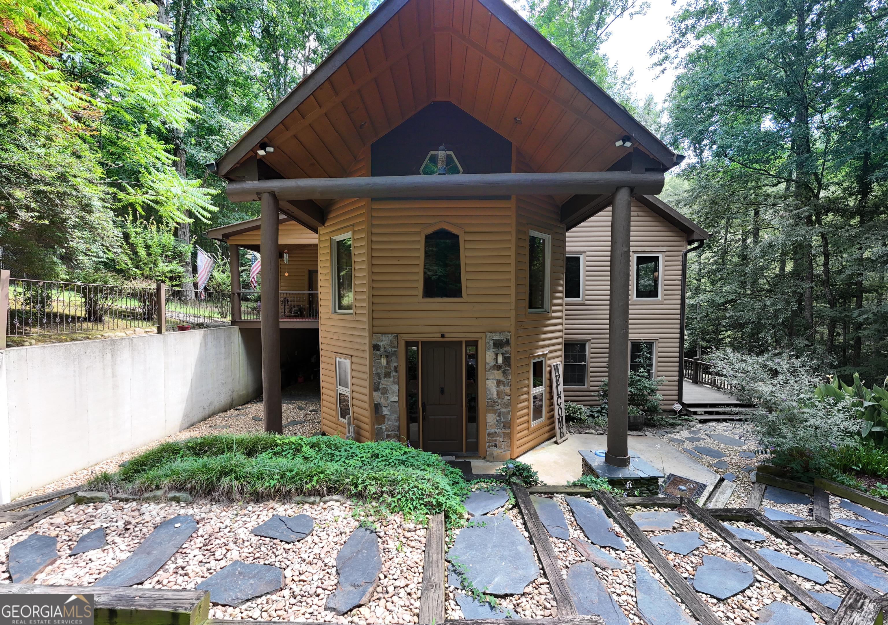 187 Still Water Way Demorest GA 30535