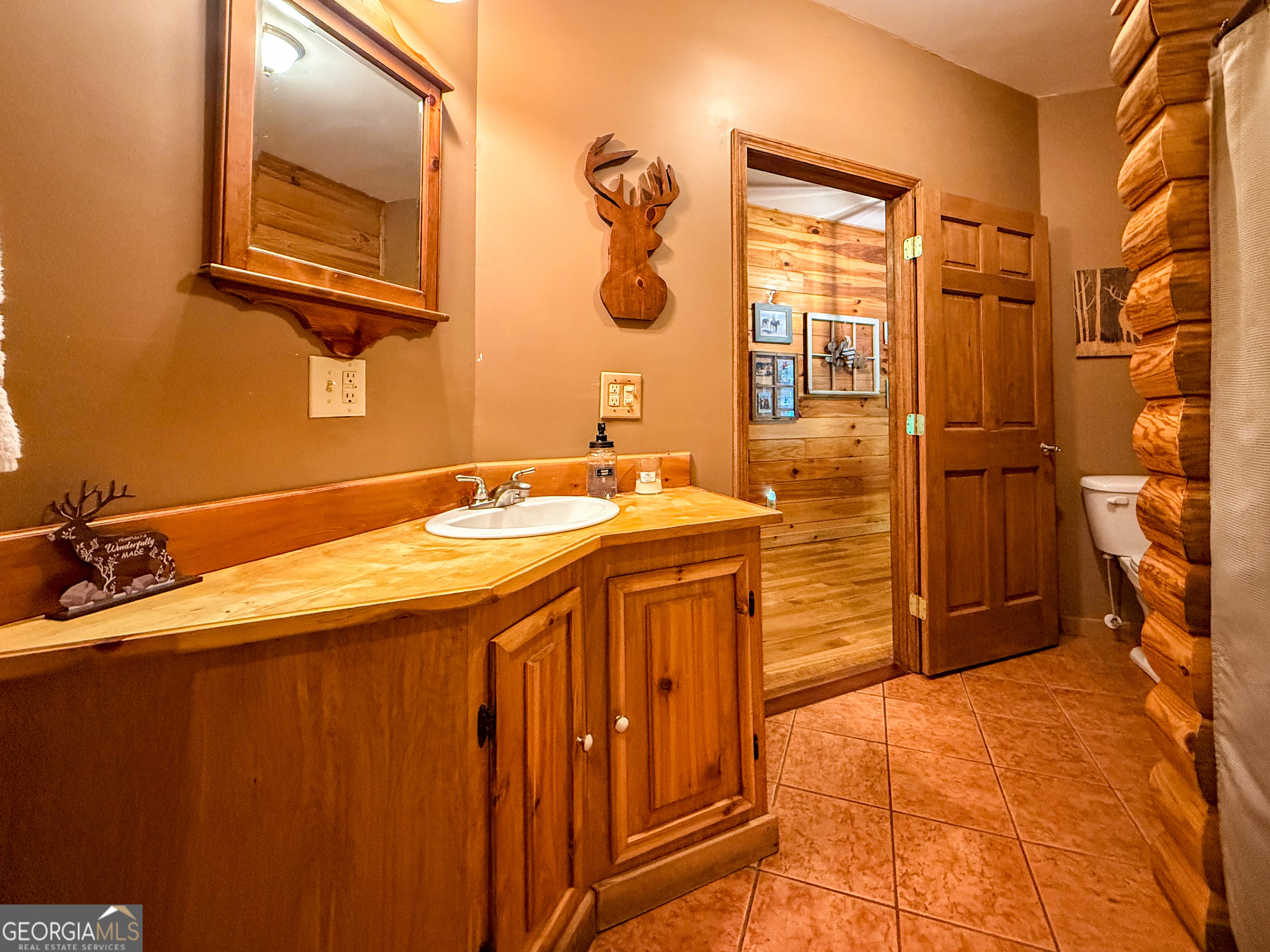 187 Still Water Way Demorest GA 30535