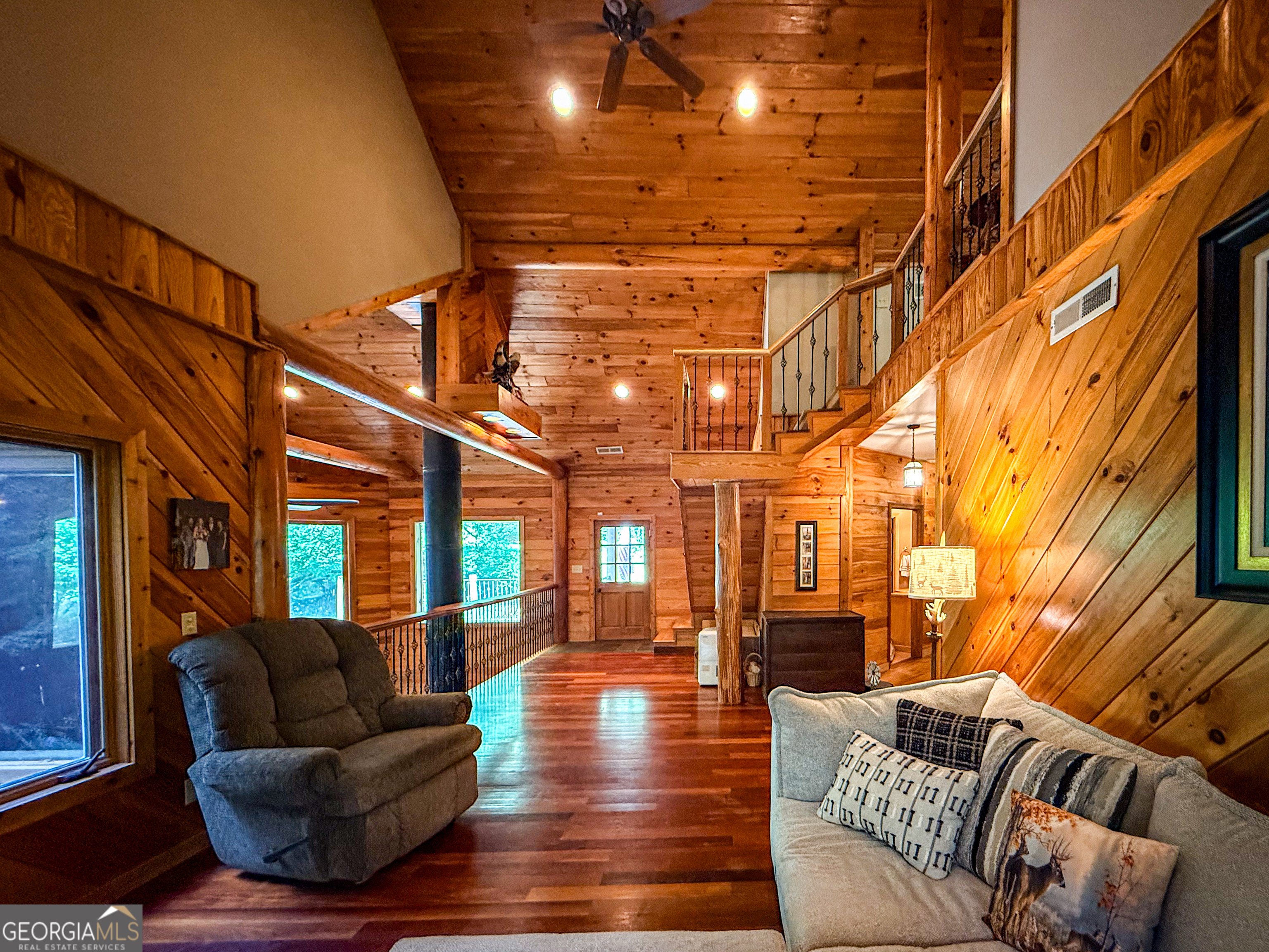 187 Still Water Way Demorest GA 30535