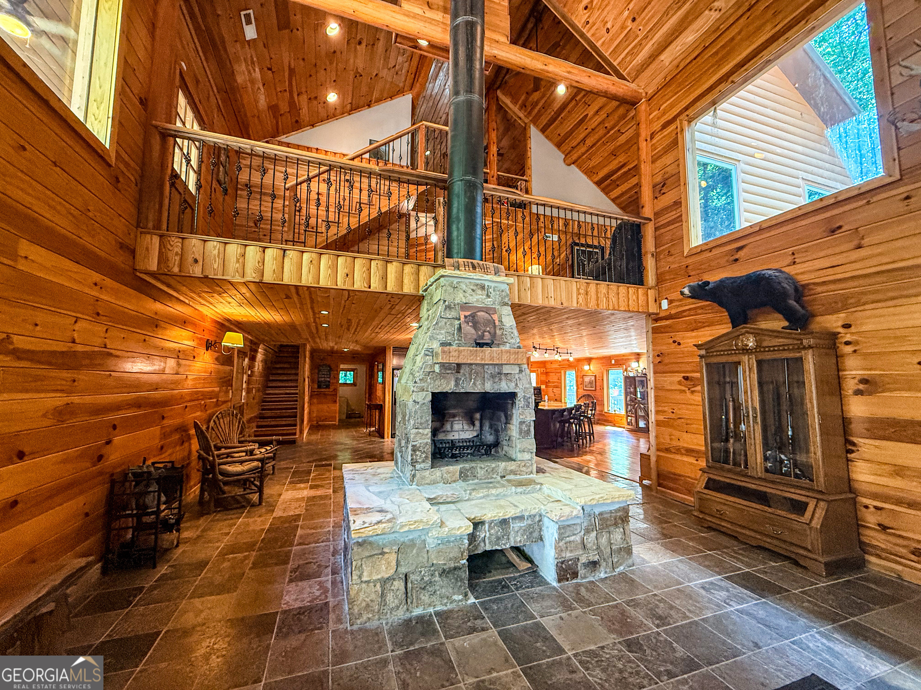 187 Still Water Way Demorest GA 30535