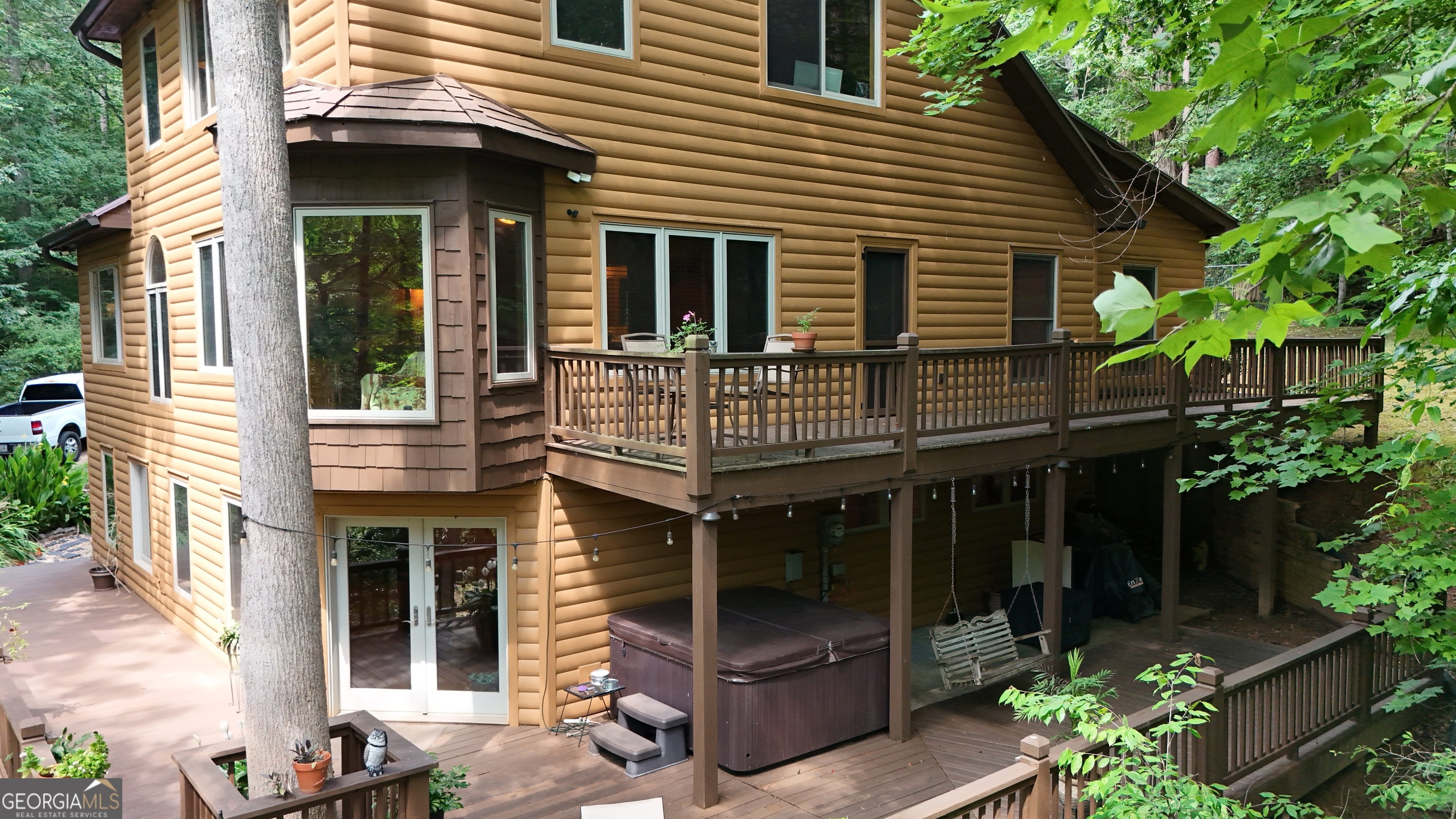 187 Still Water Way Demorest GA 30535