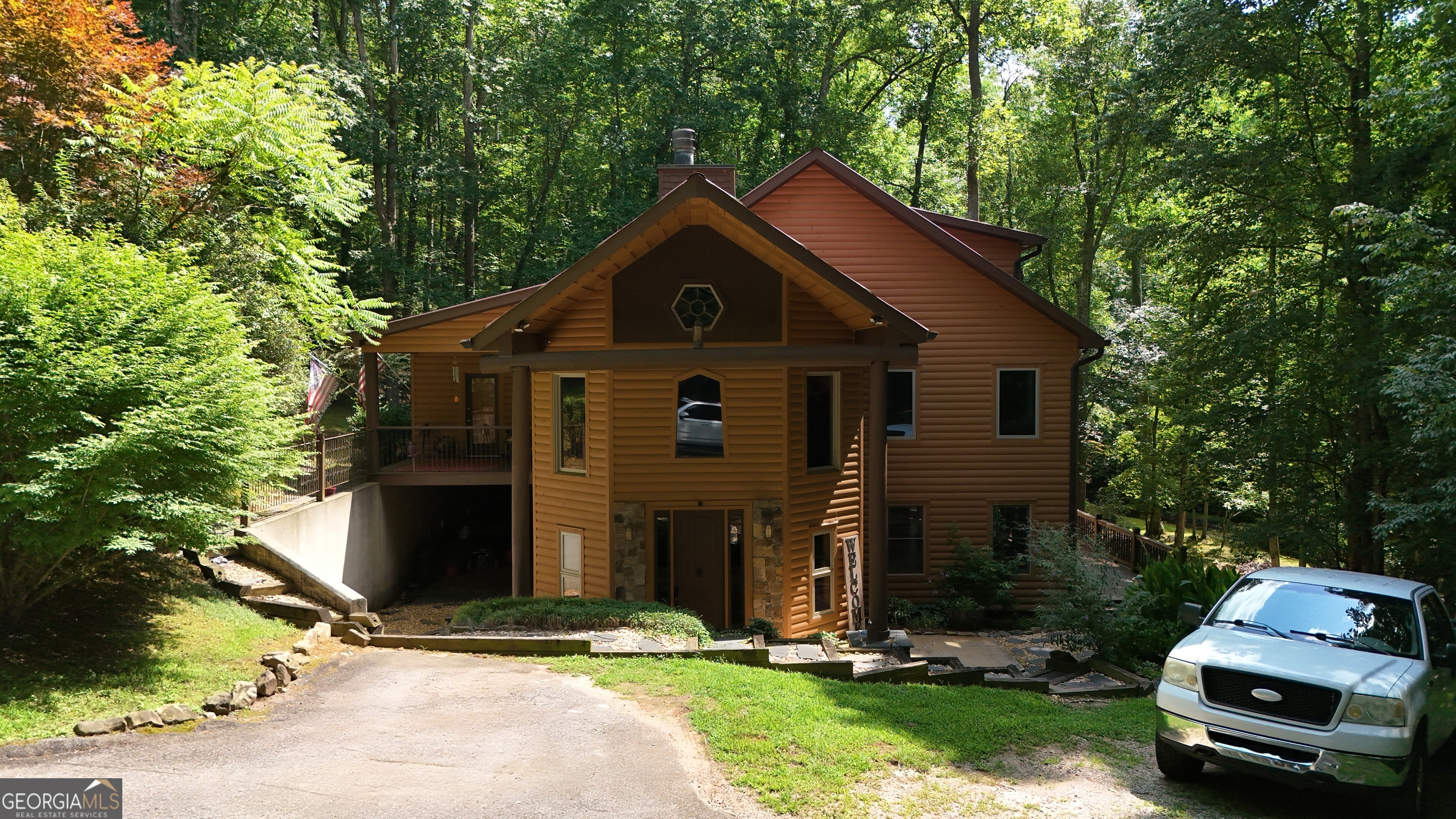 187 Still Water Way Demorest GA 30535