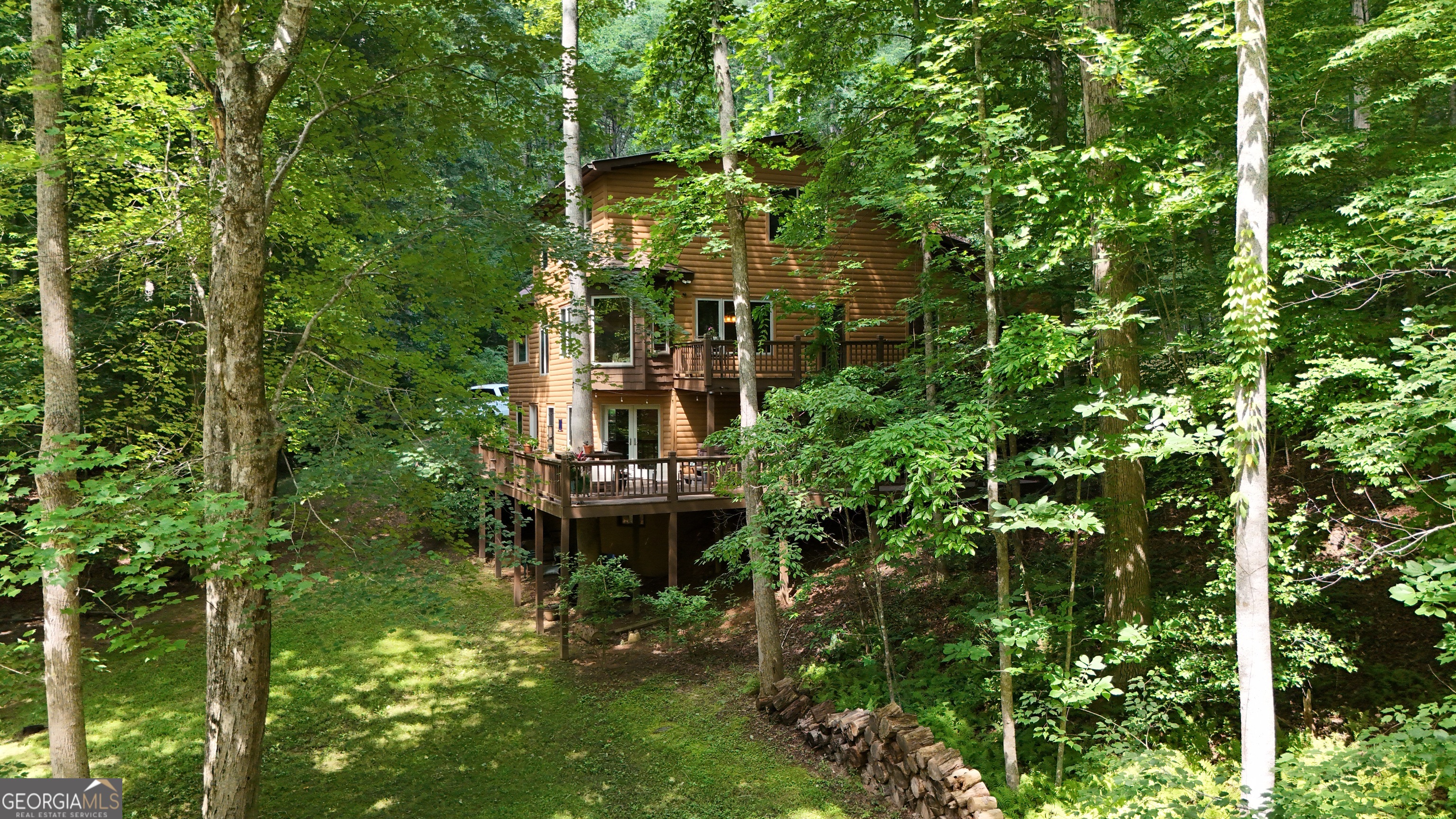 187 Still Water Way Demorest GA 30535