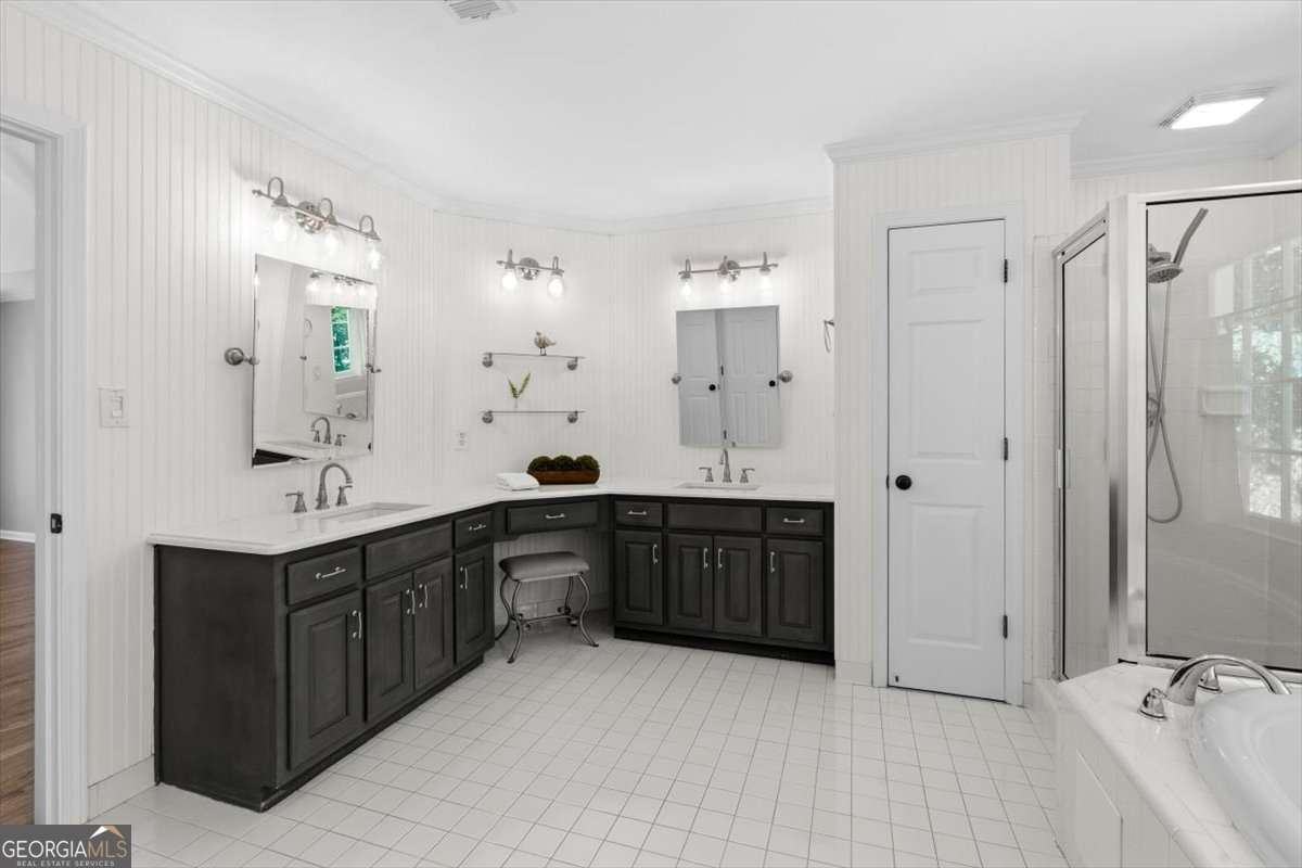 978 Laurel Springs Lane SW Marietta GA 30064