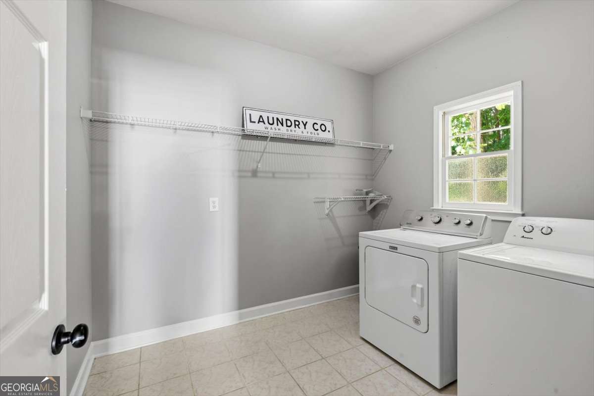 978 Laurel Springs Lane SW Marietta GA 30064