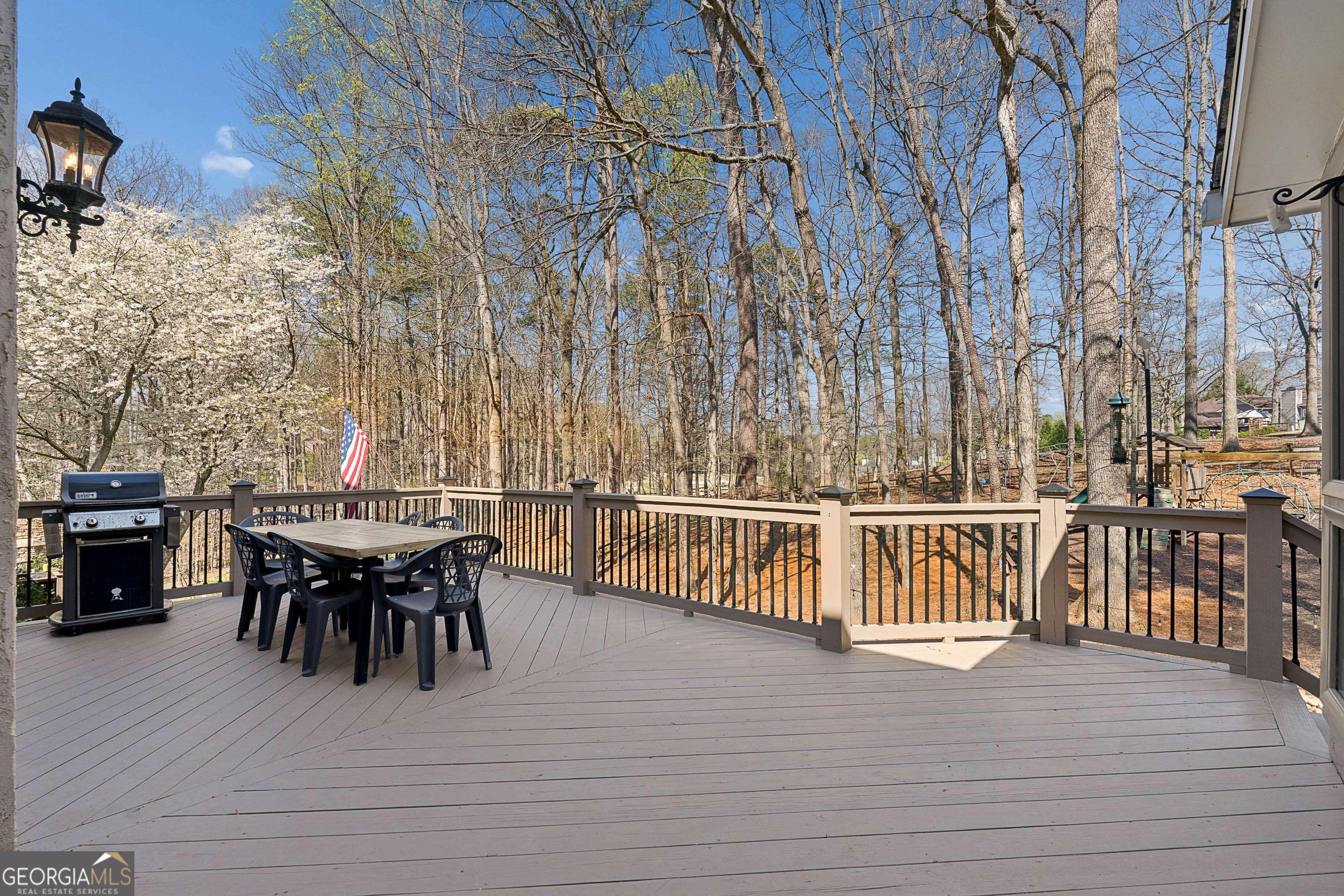 2270 Roxburgh Drive Roswell GA 30076