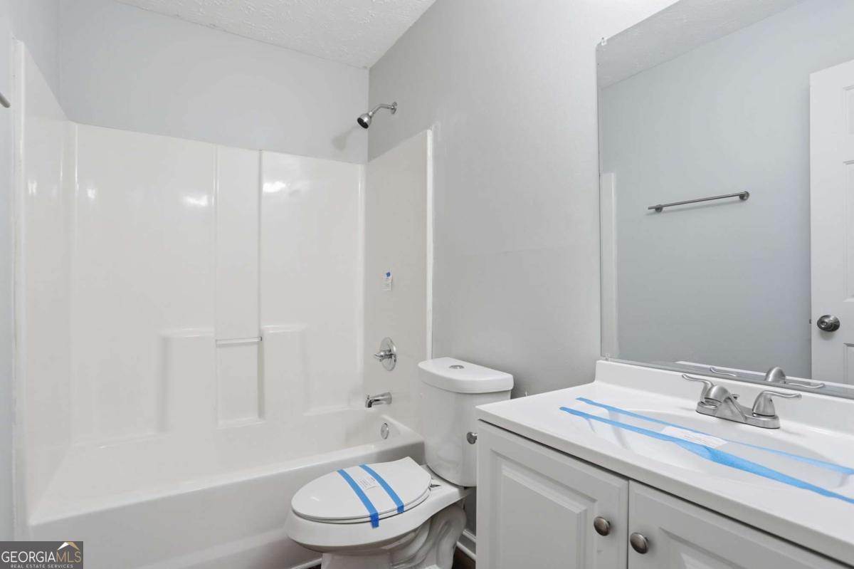 11066 Shannon Circle Hampton GA 30228