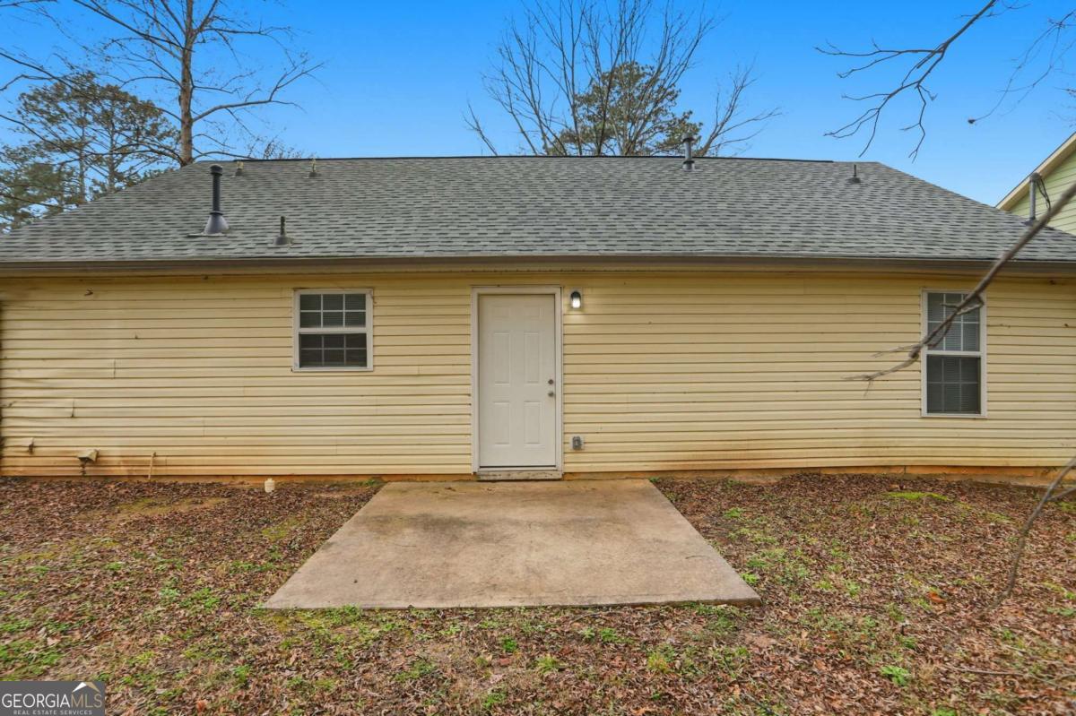 11066 Shannon Circle Hampton GA 30228