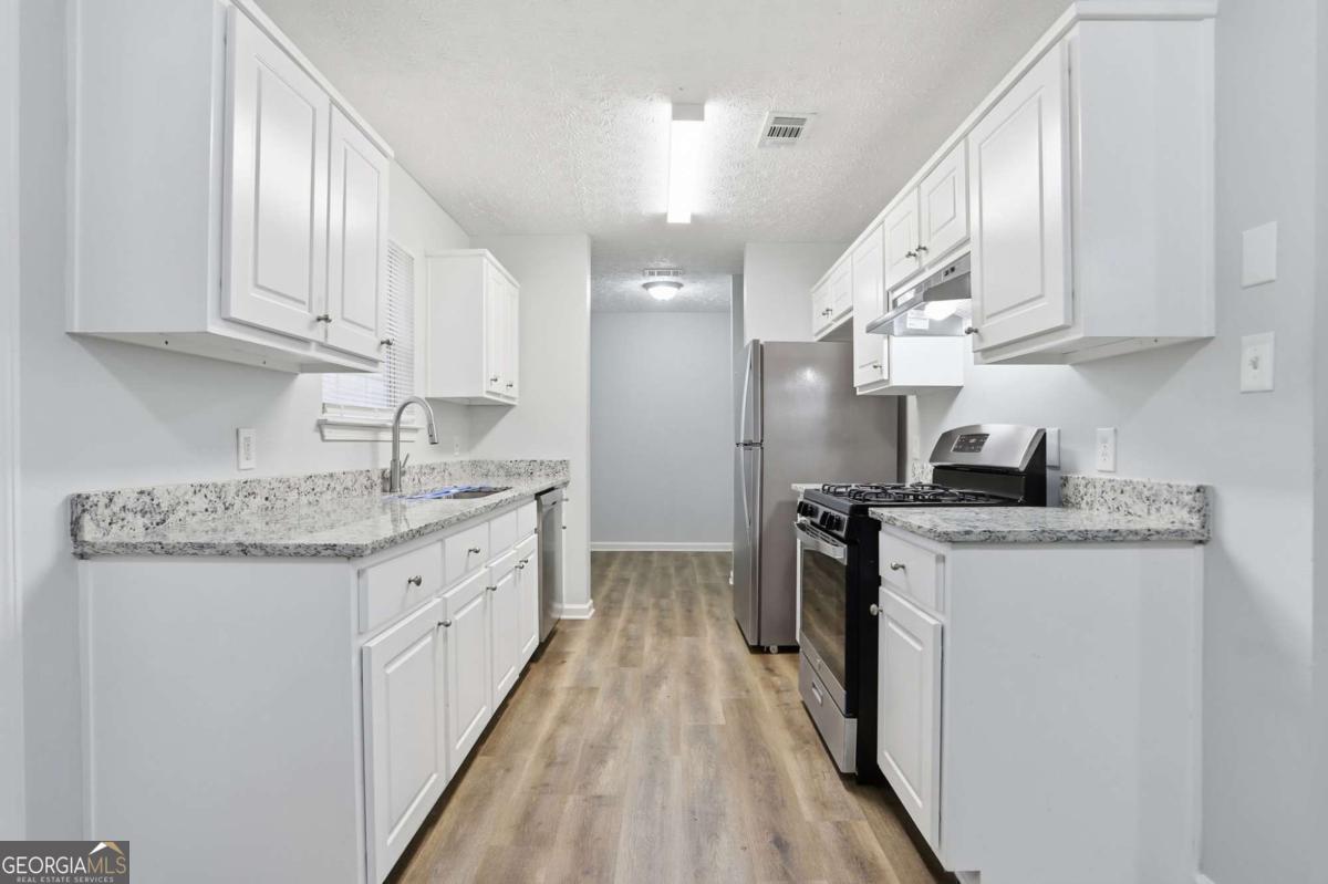 11066 Shannon Circle Hampton GA 30228