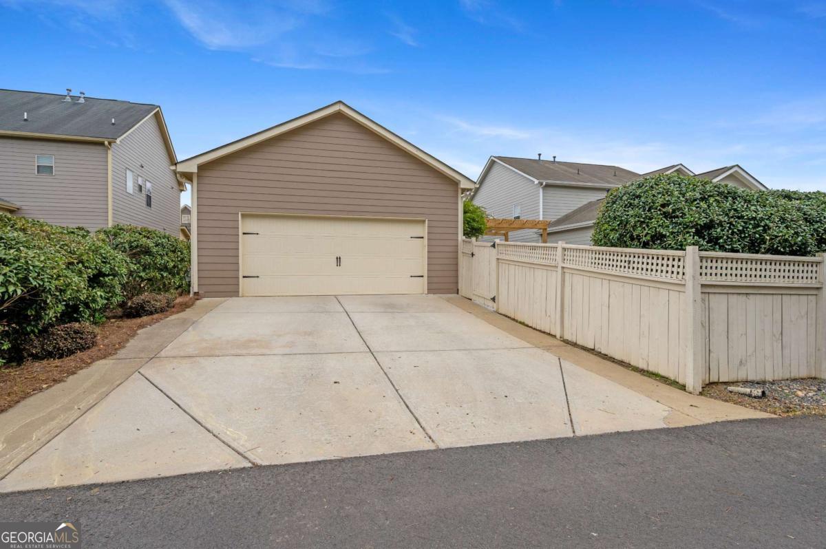 298 S Village Square Canton GA 30115