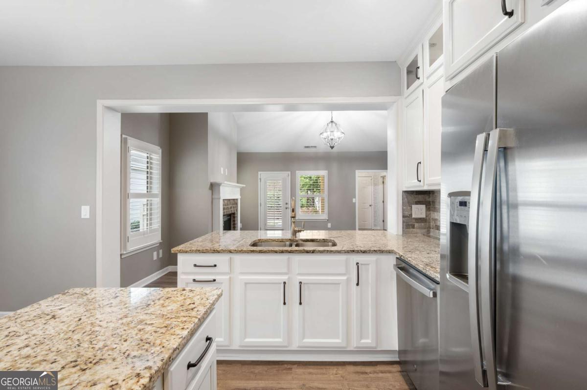 298 S Village Square Canton GA 30115
