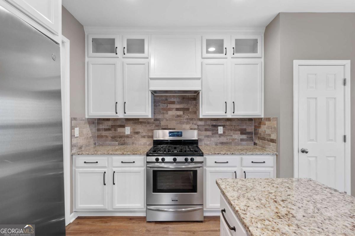 298 S Village Square Canton GA 30115
