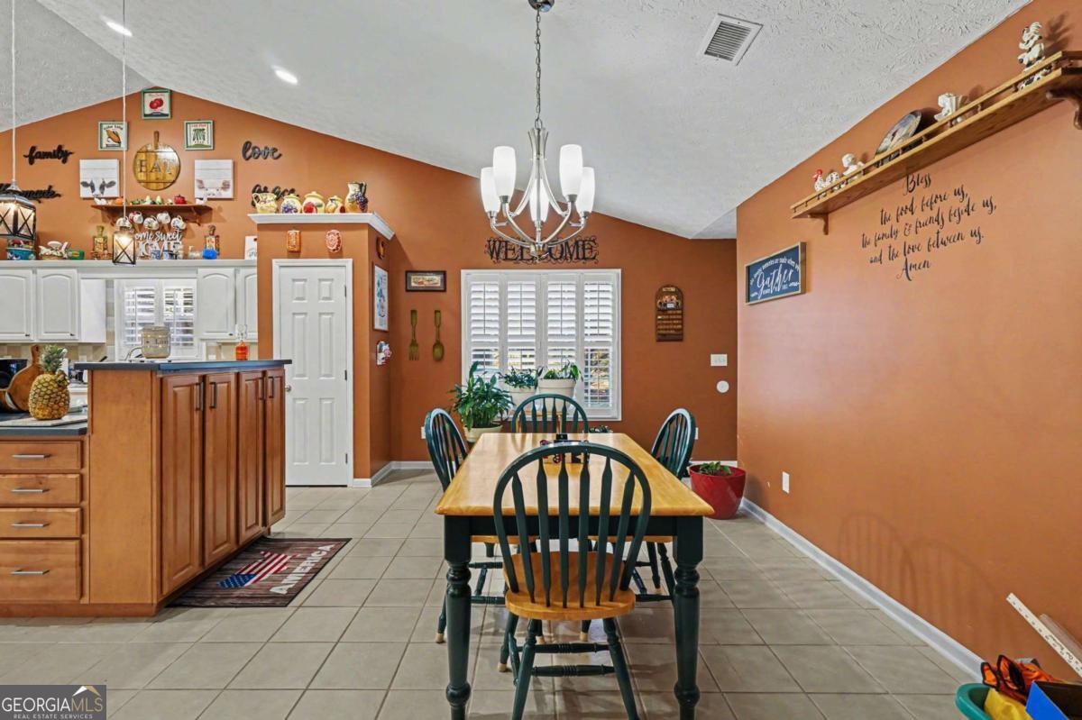 1405 Shiloh Oak Drive Loganville GA 30052