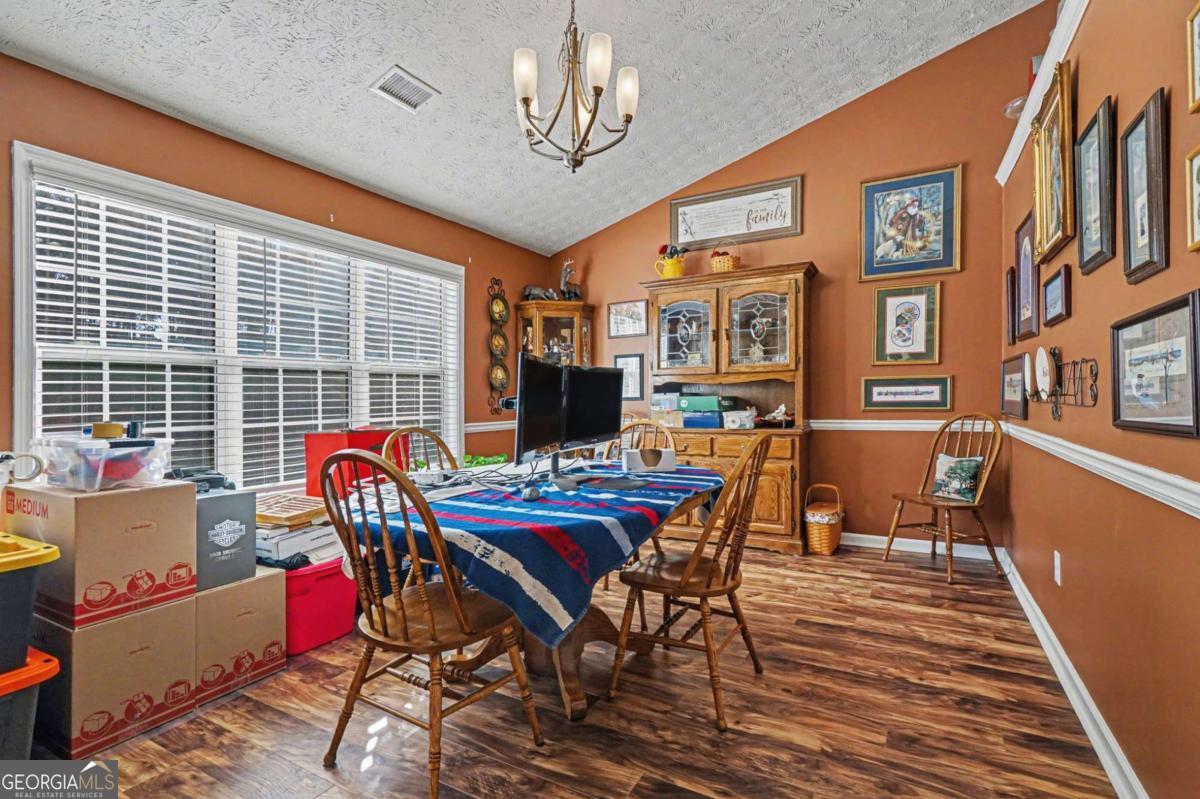 1405 Shiloh Oak Drive Loganville GA 30052