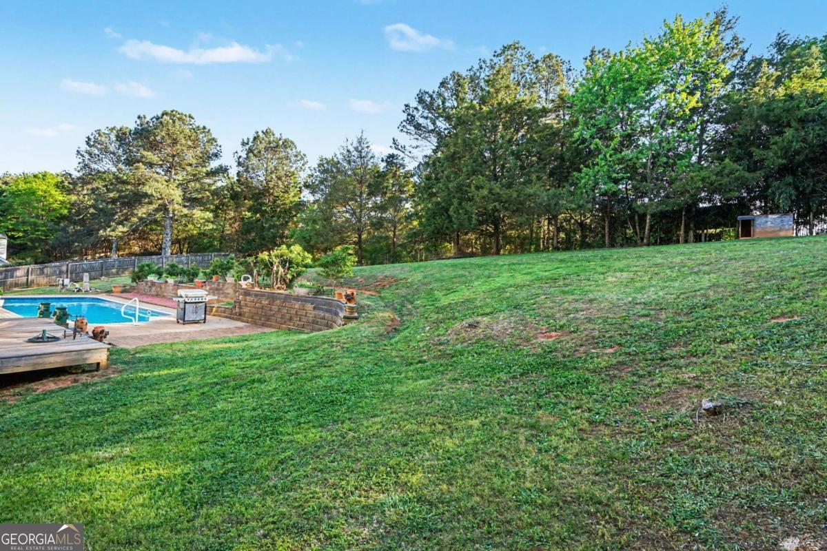 1405 Shiloh Oak Drive Loganville GA 30052