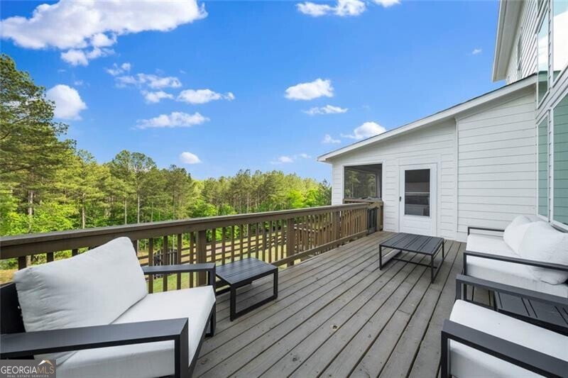 1071 Ridgeview Road Woodstock GA 30188