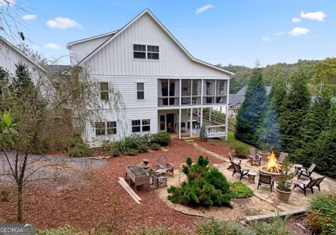 41 Hall Street Blue Ridge GA 30513
