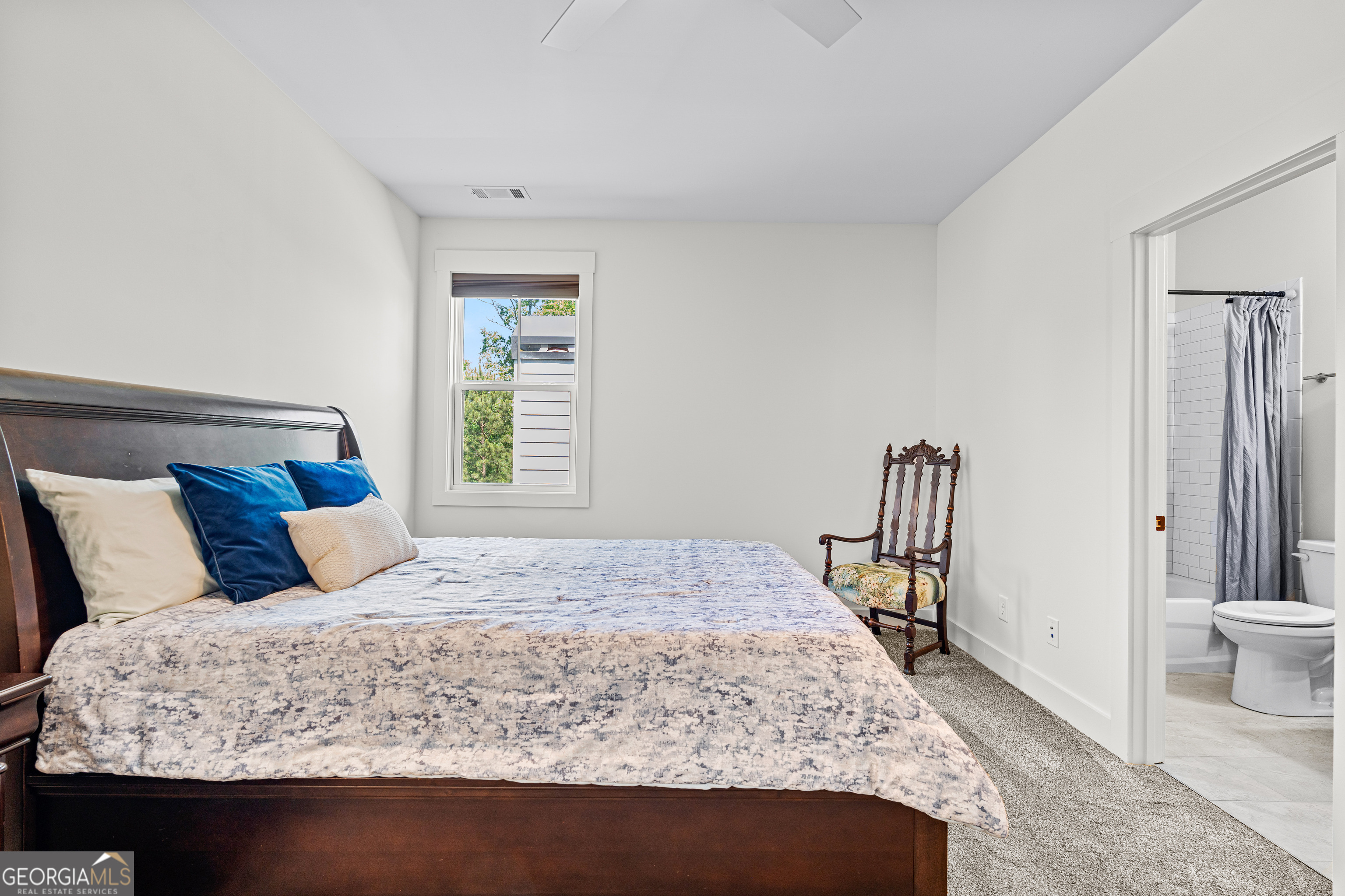 43 N Cove Drive Newnan GA 30263
