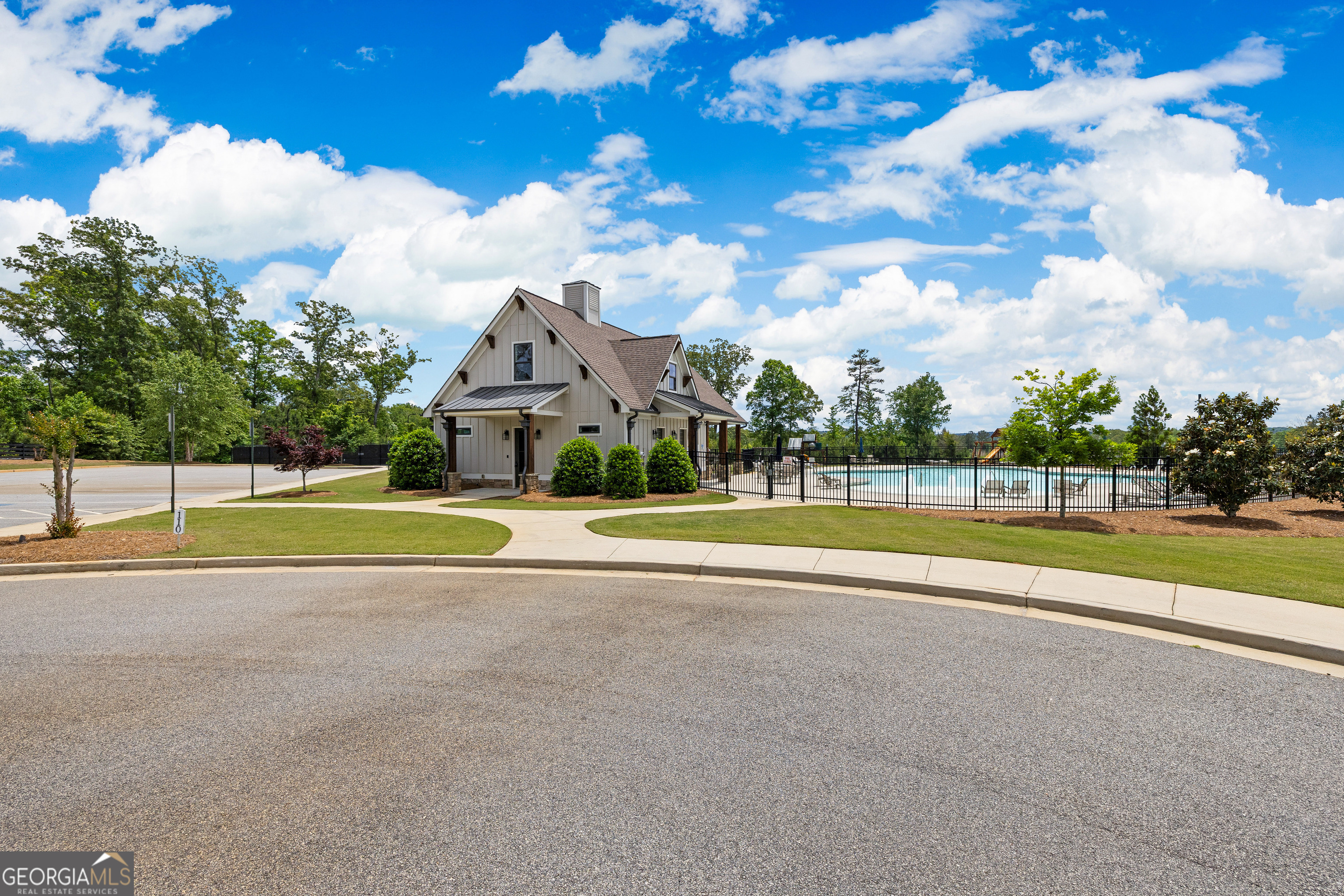 43 N Cove Drive Newnan GA 30263