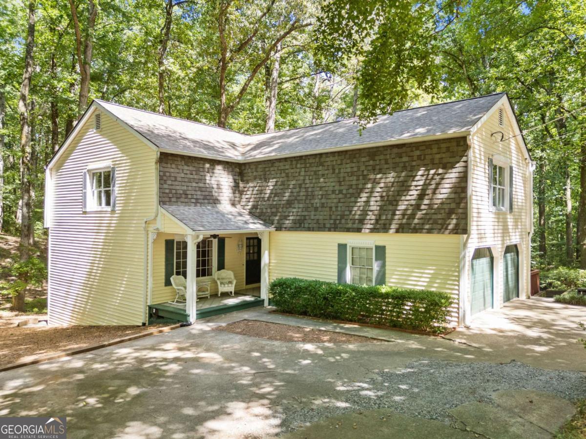1996 Thomas Road Canton GA 30115