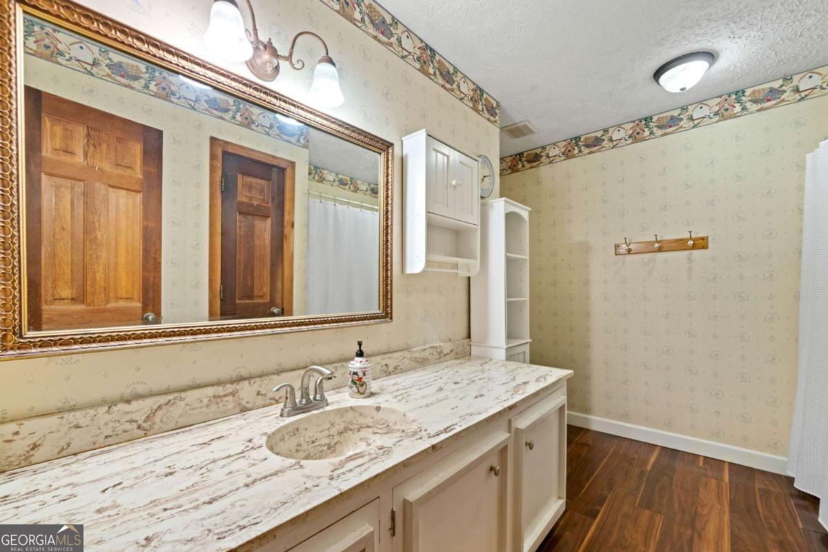 1996 Thomas Road Canton GA 30115
