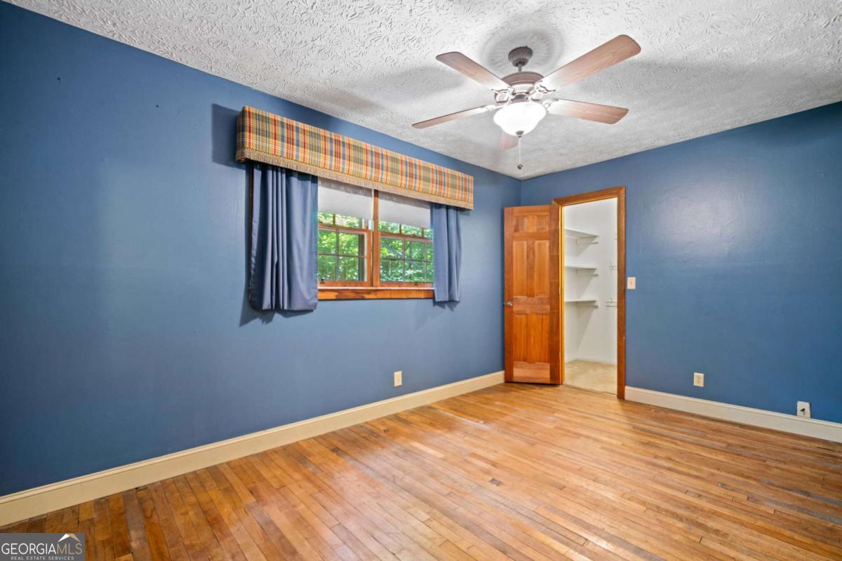 1996 Thomas Road Canton GA 30115