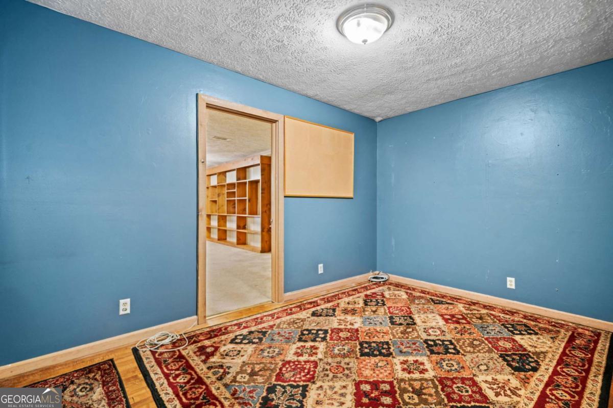 1996 Thomas Road Canton GA 30115