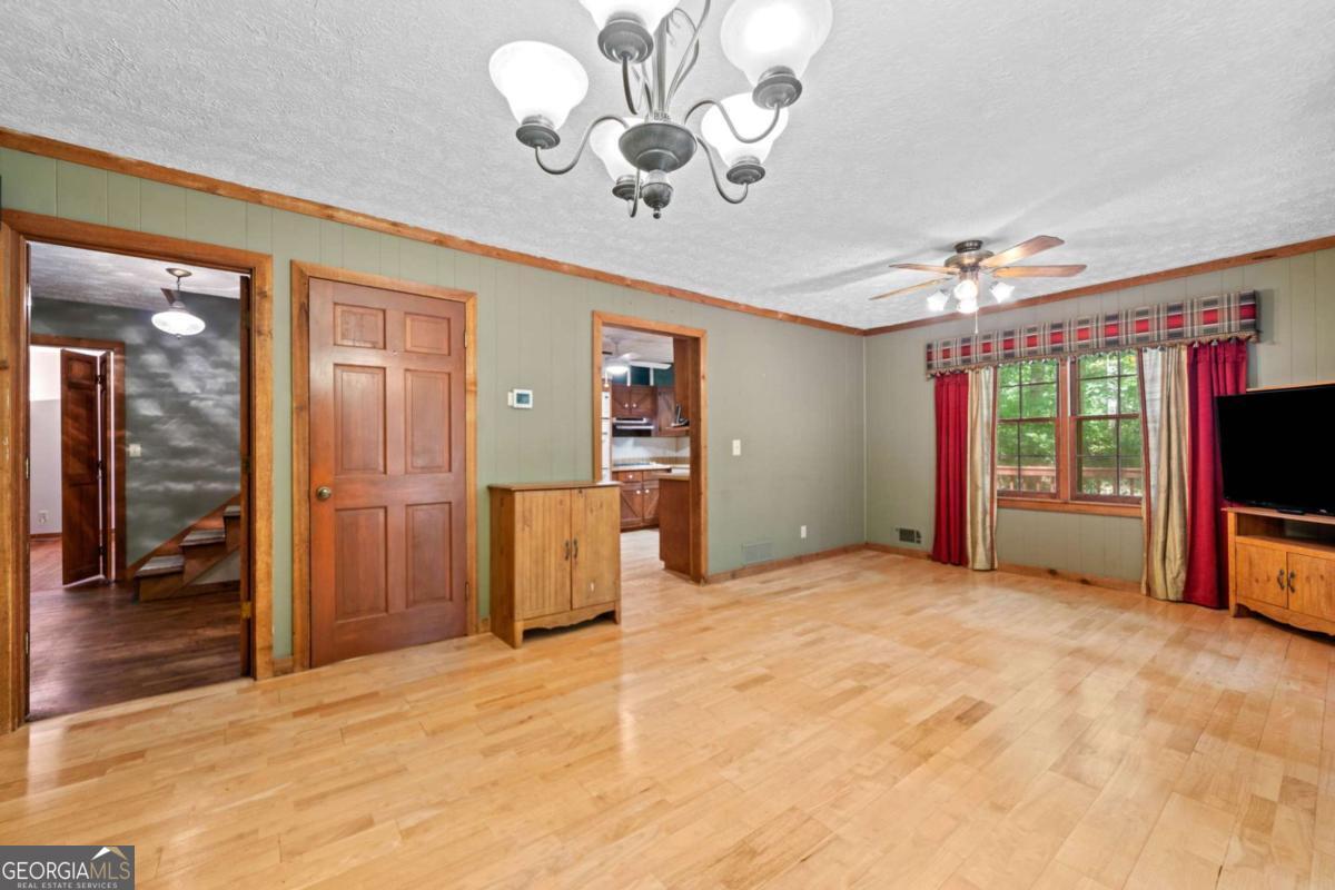 1996 Thomas Road Canton GA 30115