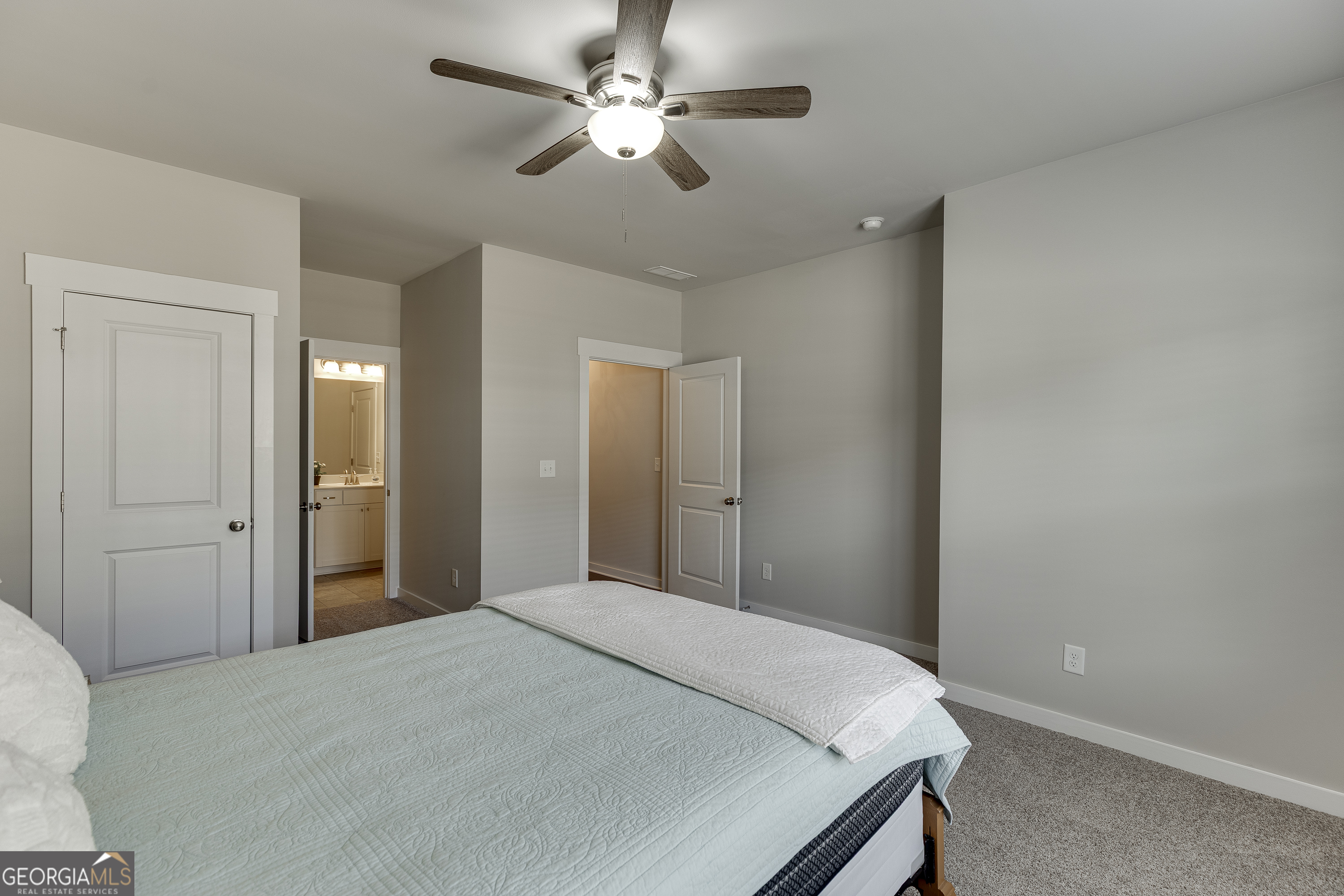 2476 Rathburn Circle Loganville GA 30052