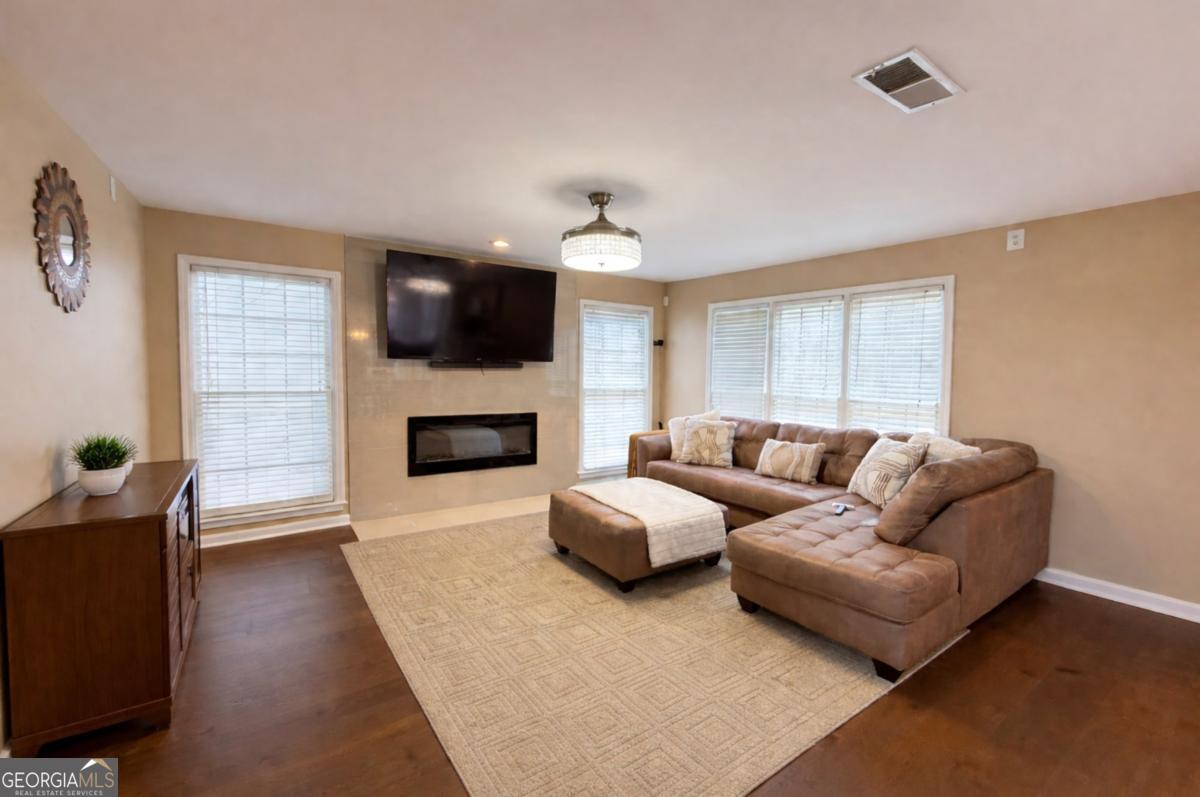 2425 Harbin Springs Cove Dacula GA 30019