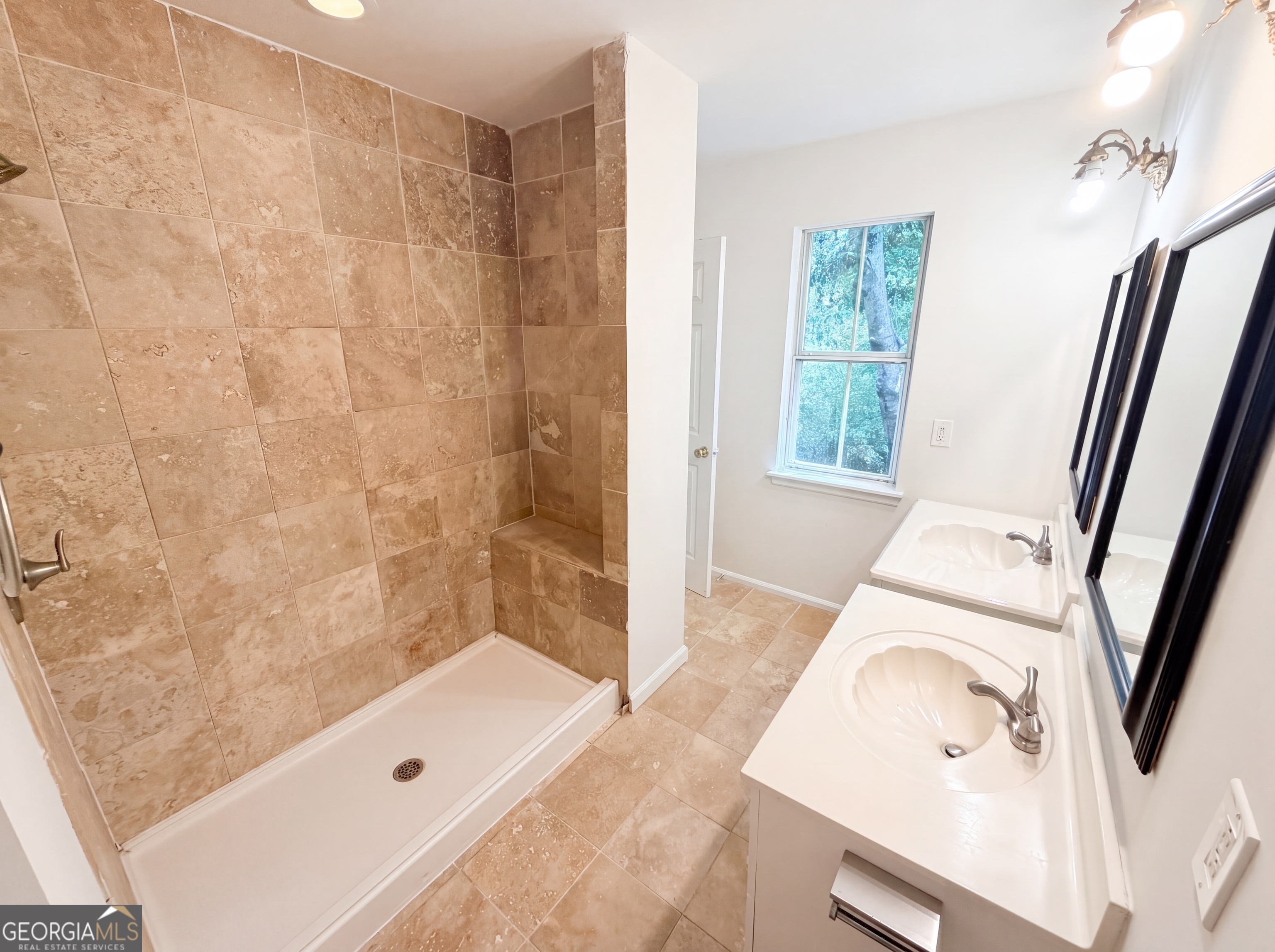 4436 Chowning Way Atlanta GA 30338