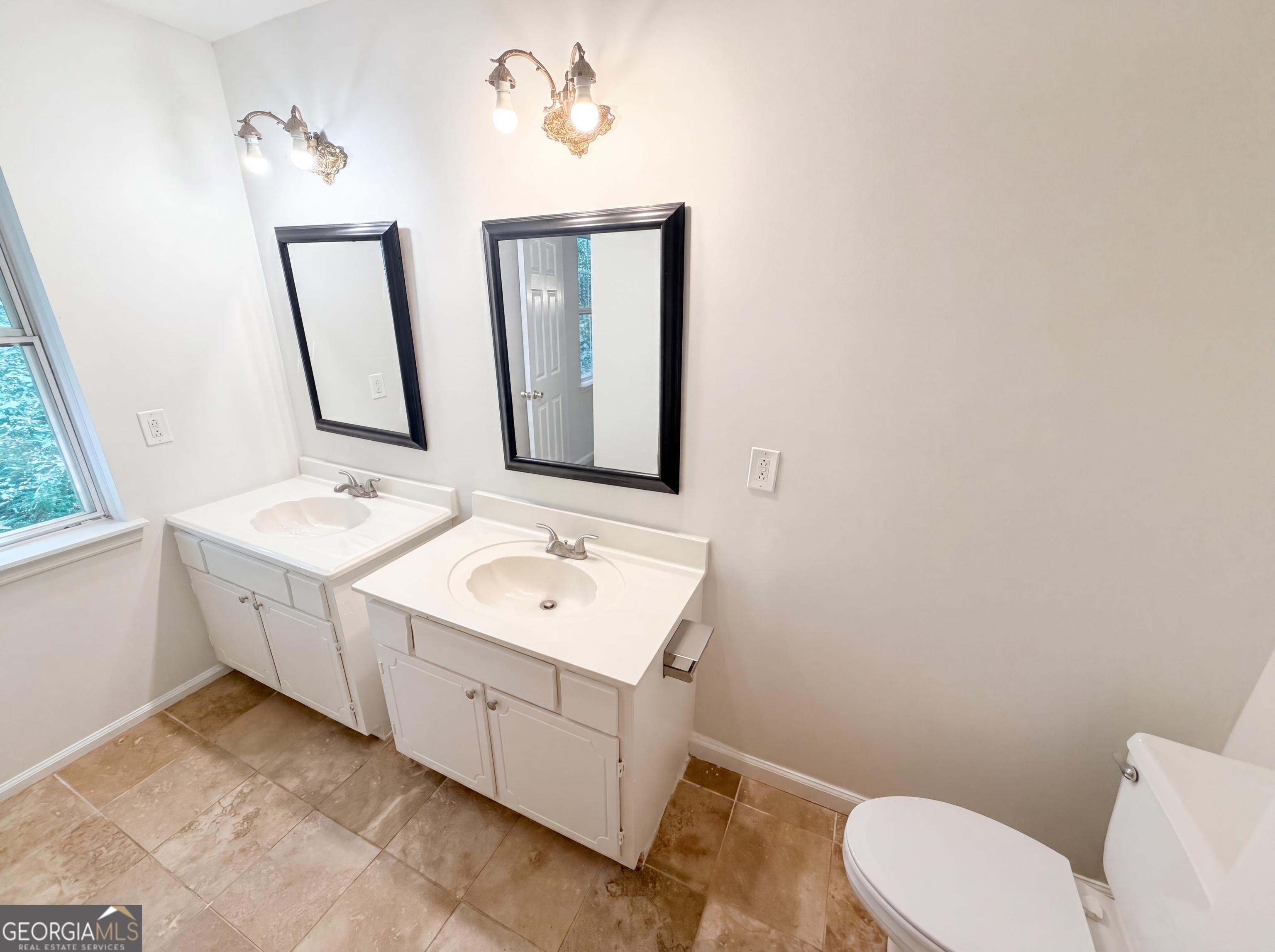 4436 Chowning Way Atlanta GA 30338