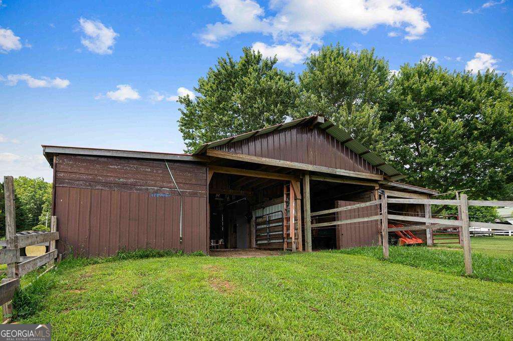 332 Night Lane Epworth GA 30541