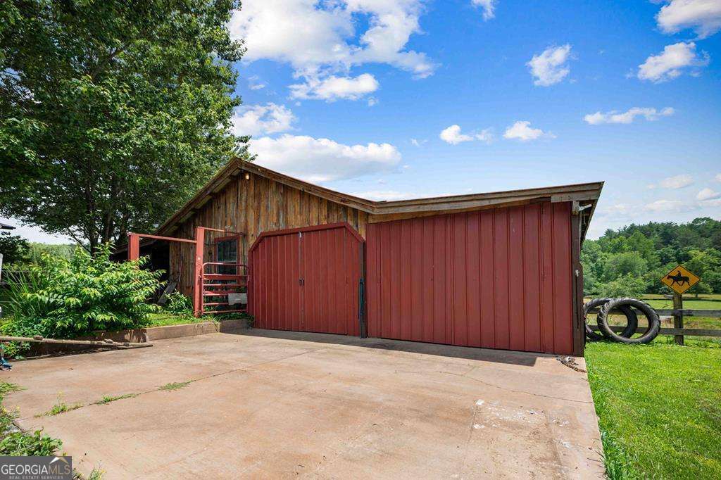 332 Night Lane Epworth GA 30541