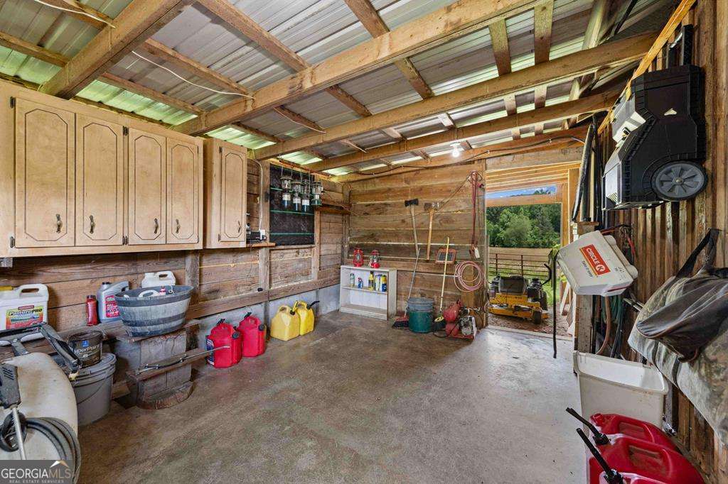 332 Night Lane Epworth GA 30541