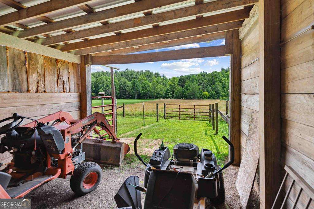 332 Night Lane Epworth GA 30541