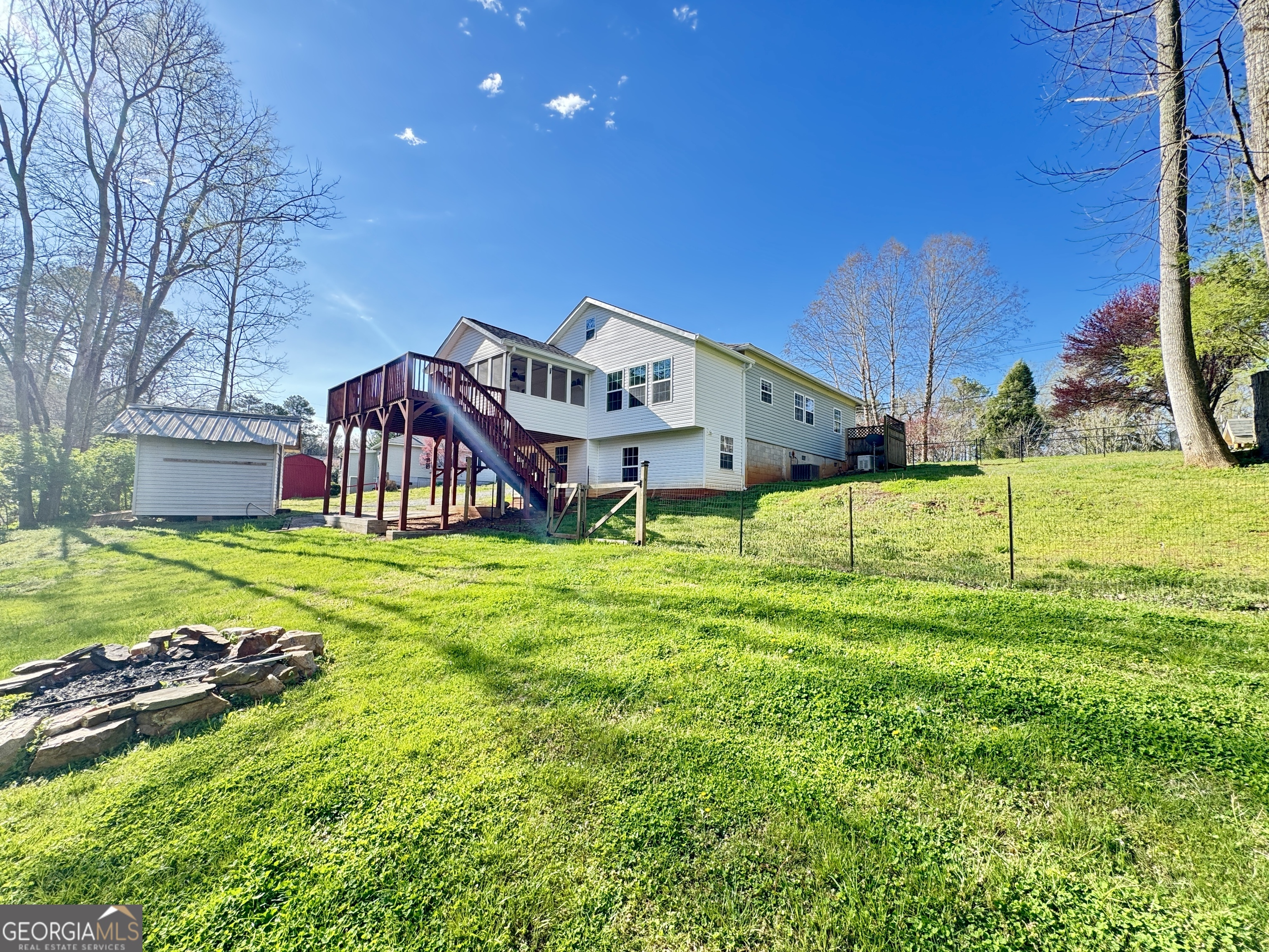 6772 Highway 53 E Tate GA 30177